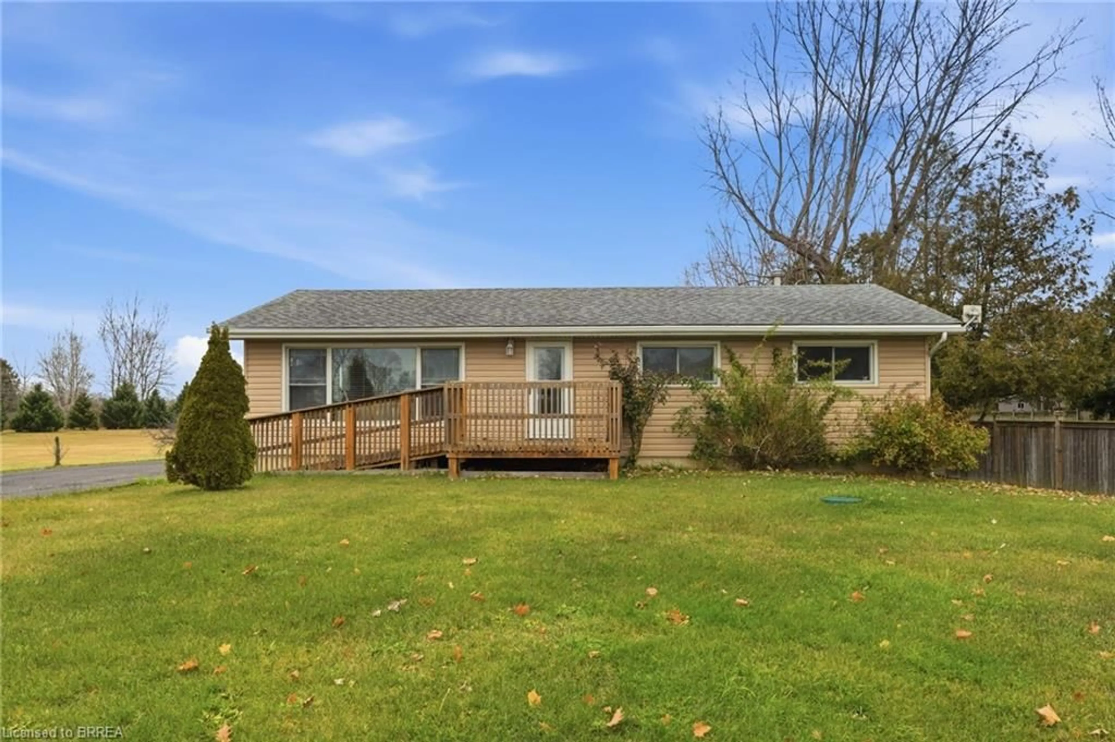 A pic from outside/outdoor area/front of a property/back of a property/a pic from drone, water/lake/river/ocean view for 929 Concession 6 Townsend, Waterford Ontario N0E 1Y0