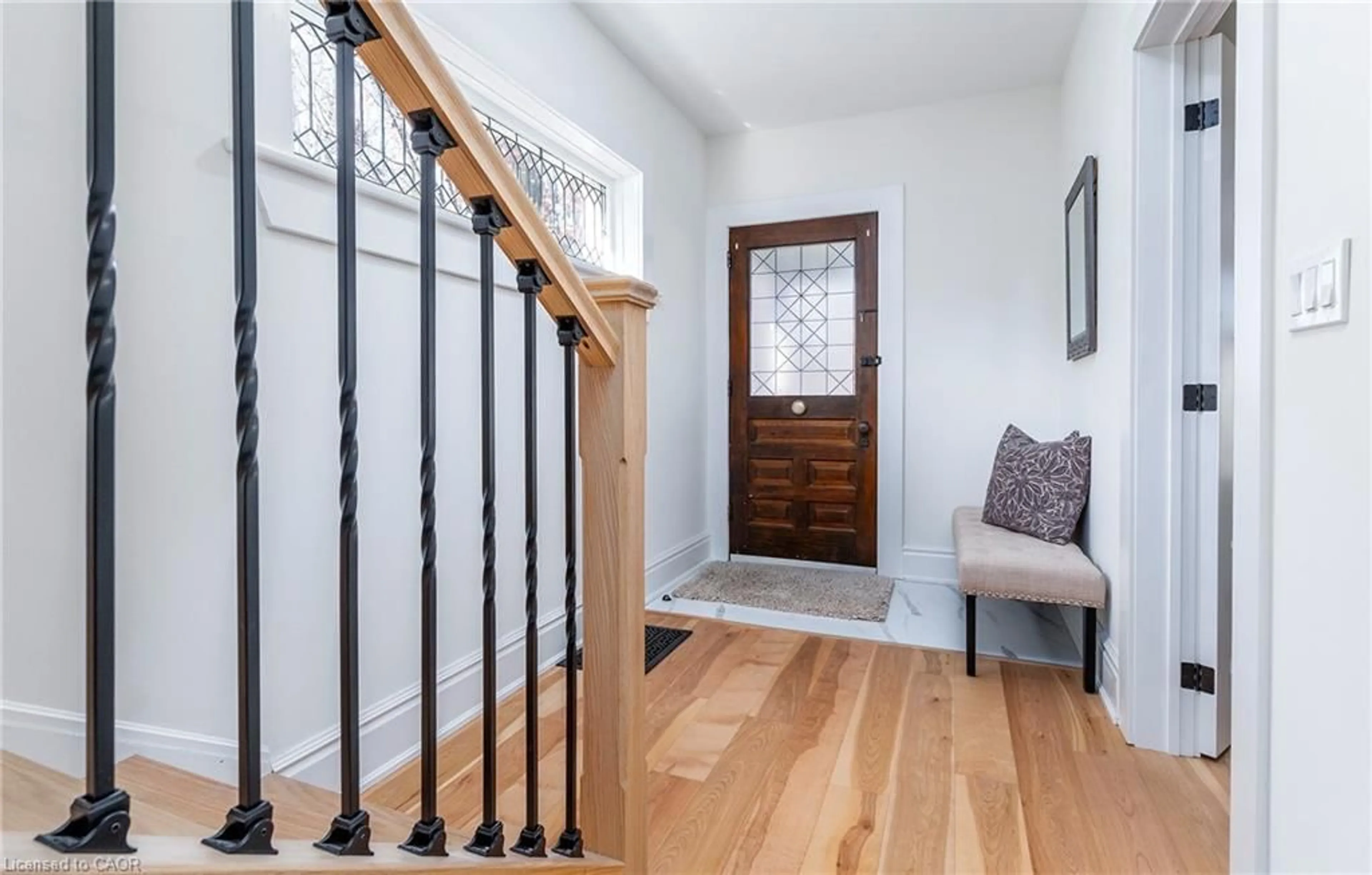 Indoor entryway for 237 Main St, Otterville Ontario N0J 1R0