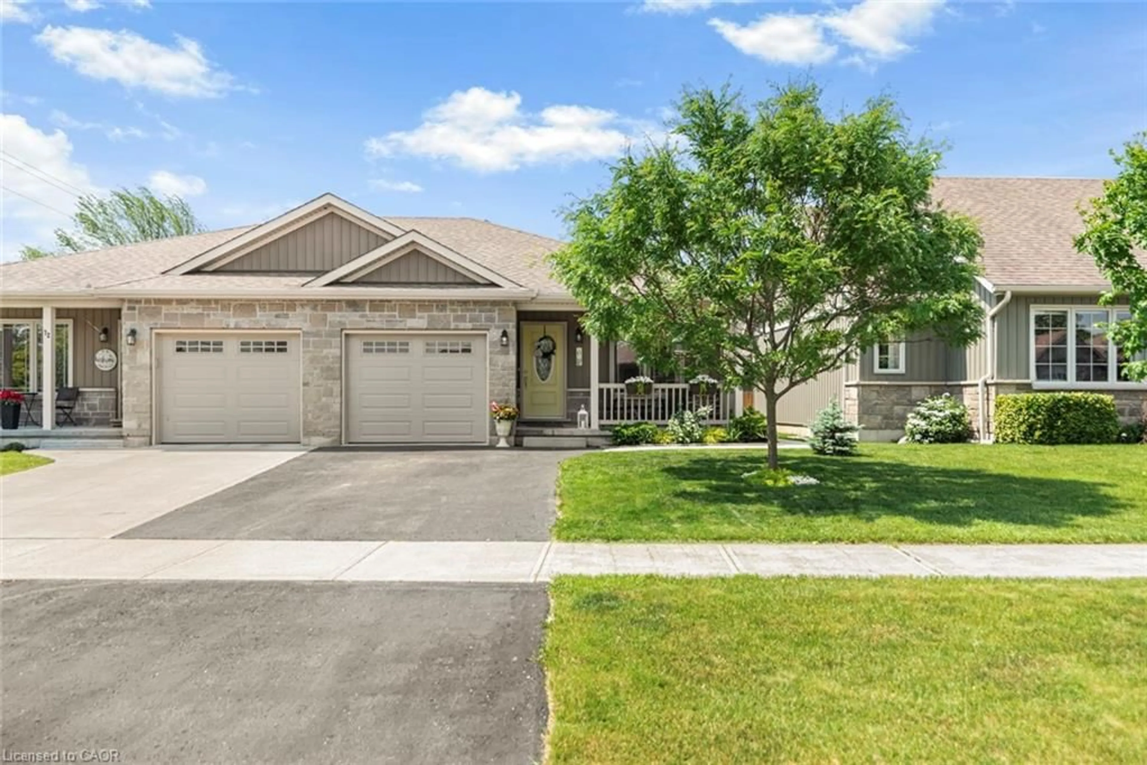 Home with vinyl exterior material, street for 70 Postma Dr, Dunneville Ontario N1A 0B2