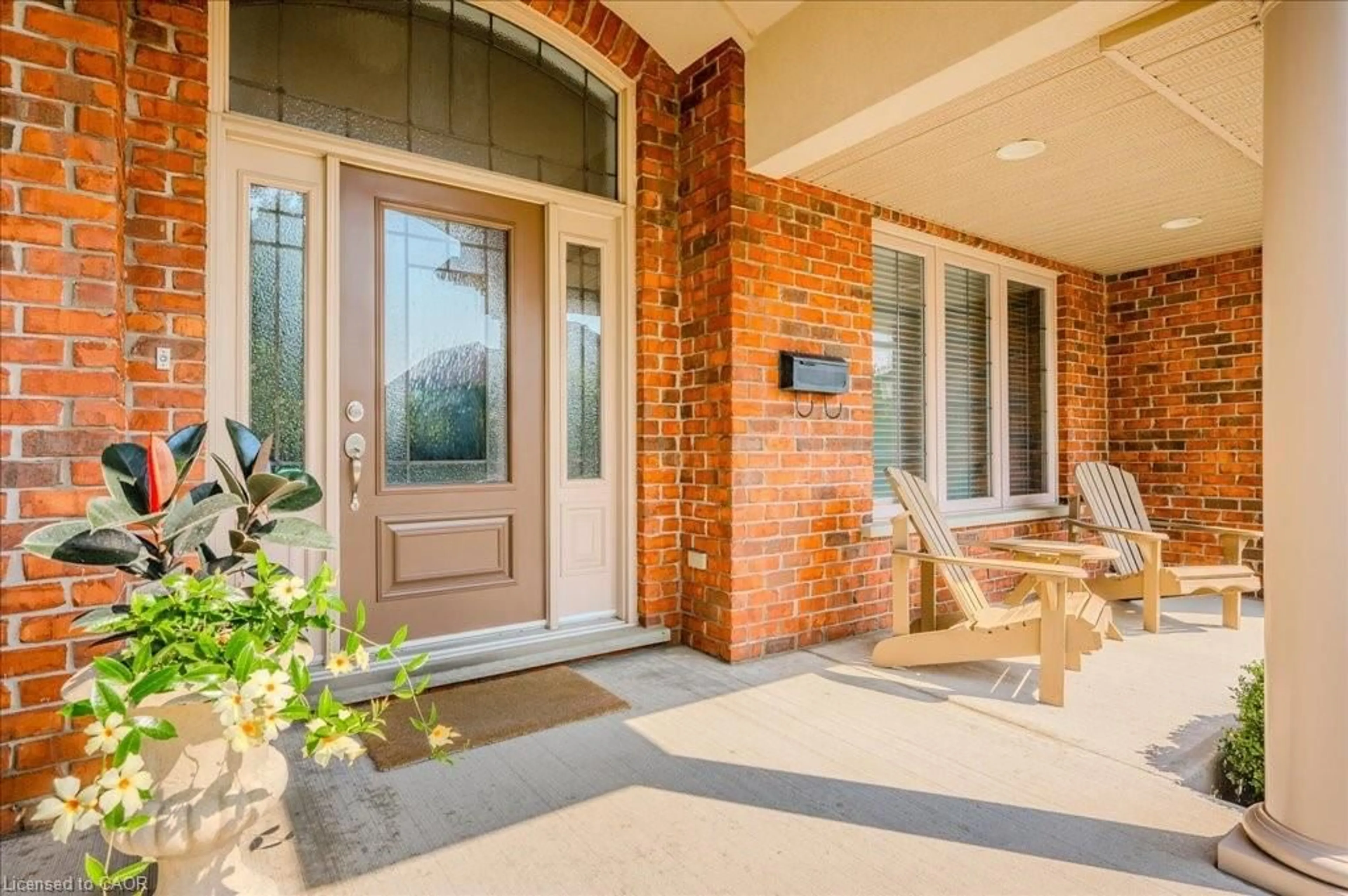 Home with brick exterior material, street for 572 Falconridge Cres, Kitchener Ontario N2K 4J2