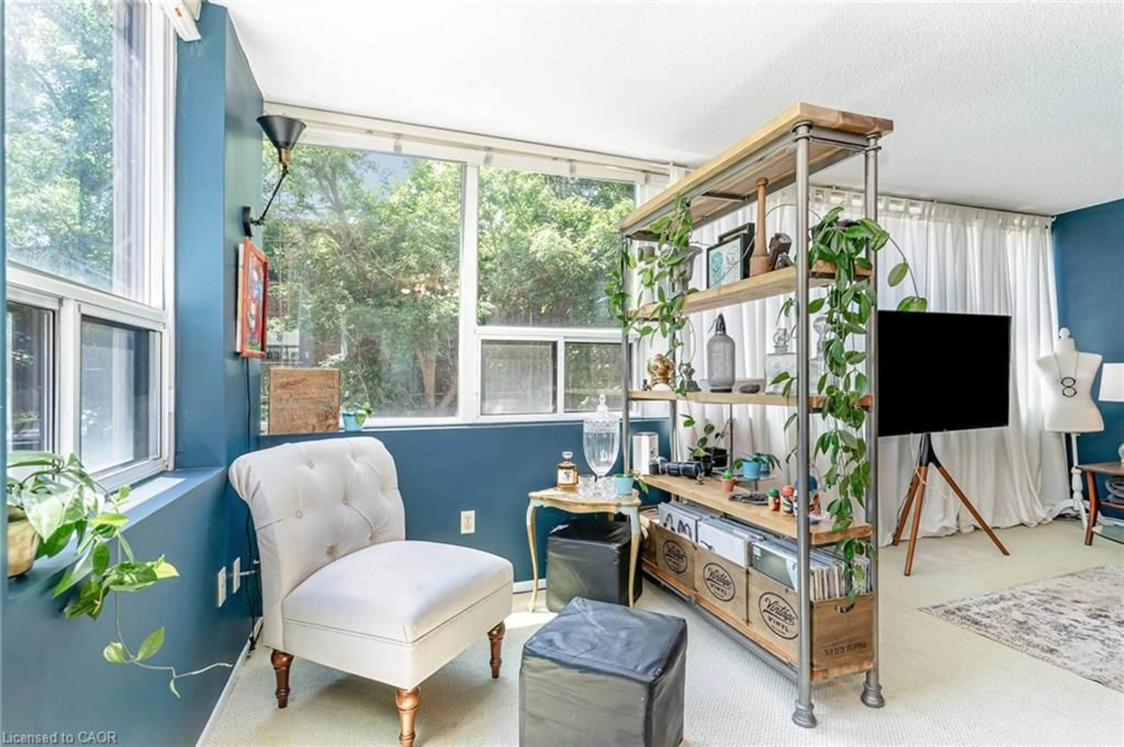 Living room with furniture, unknown for 120 Duke St #206, Hamilton Ontario L8P 4T1