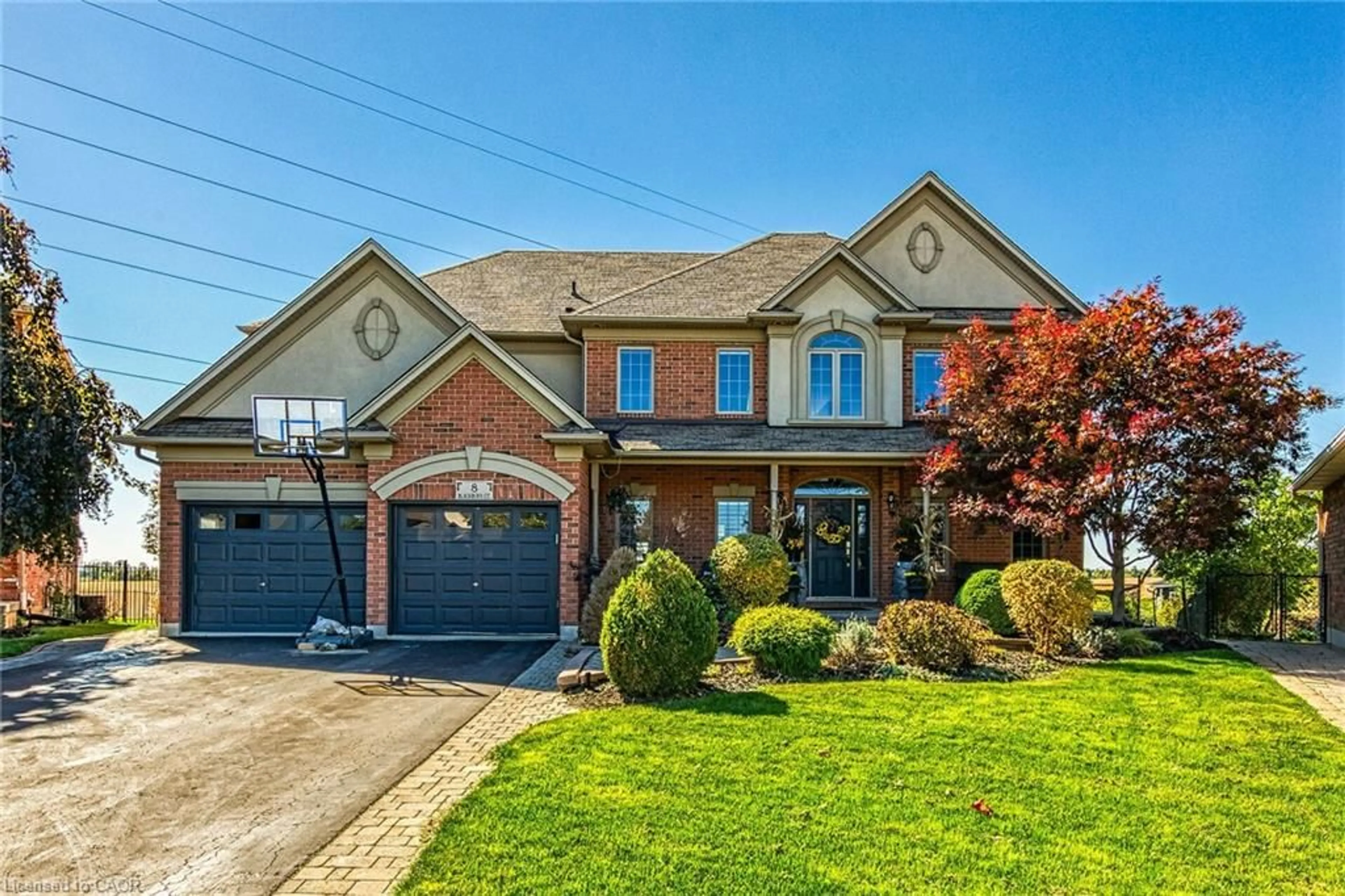 Home with brick exterior material, street for 8 Blackburn Crt, Caledonia Ontario N3W 2N9