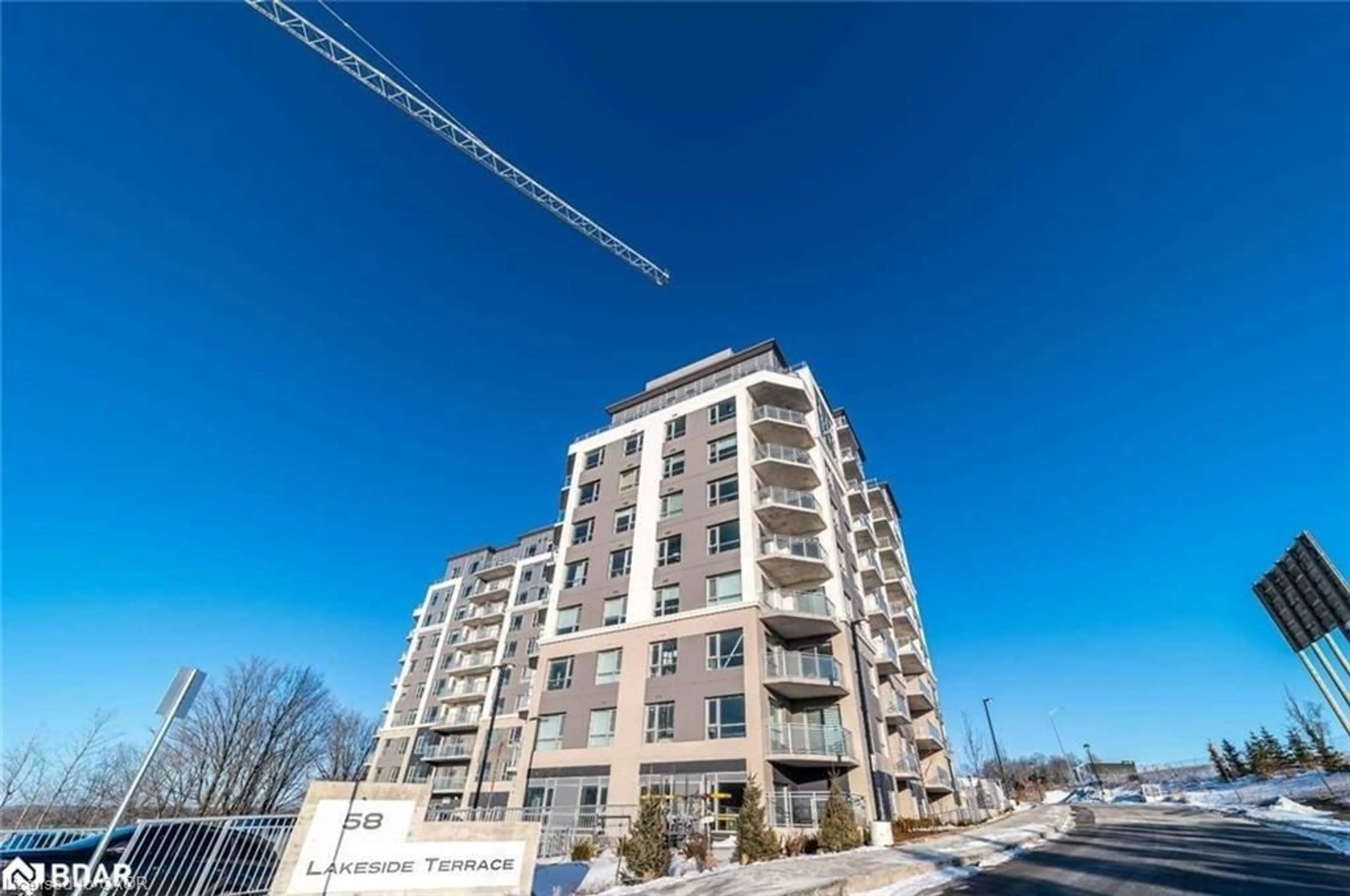 A pic from outside/outdoor area/front of a property/back of a property/a pic from drone, building for 58 Lakeside Terr #201, Barrie Ontario L4M 0L5