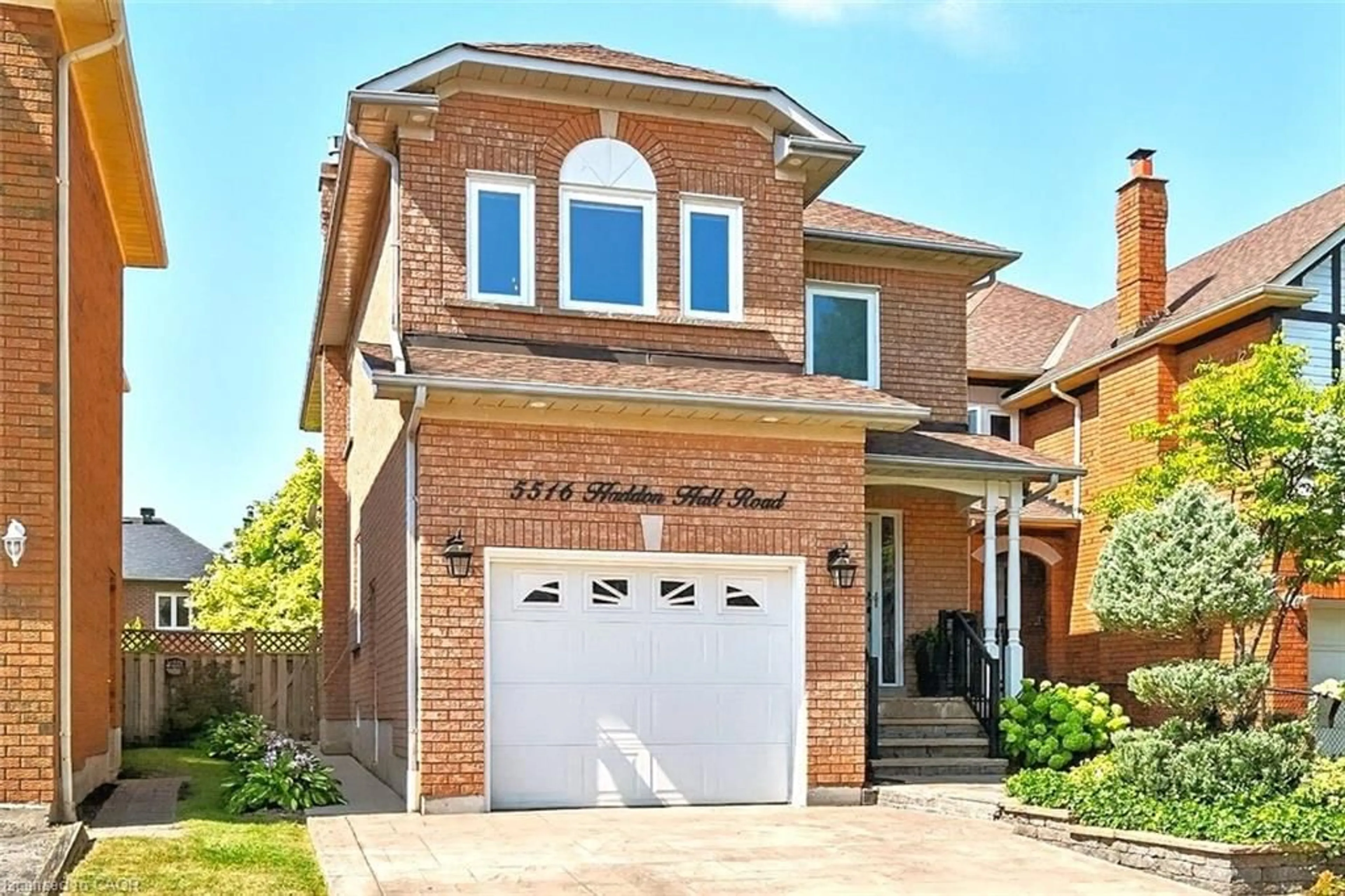 Home with brick exterior material, street for 5516 Haddon Hall Rd, Mississauga Ontario L5M 5G5