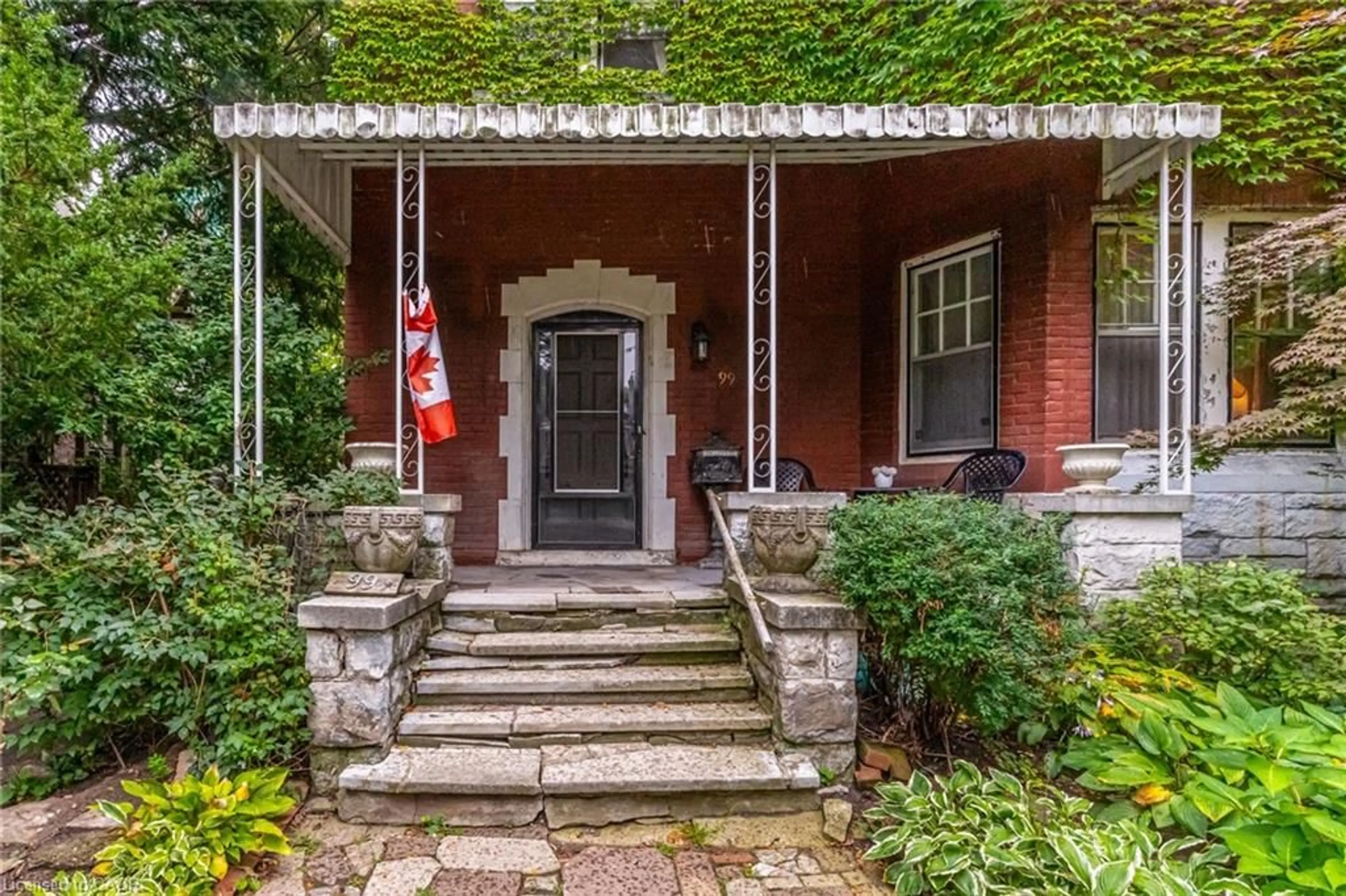 Unknown for 99 Blake St, Hamilton Ontario L8M 2S7