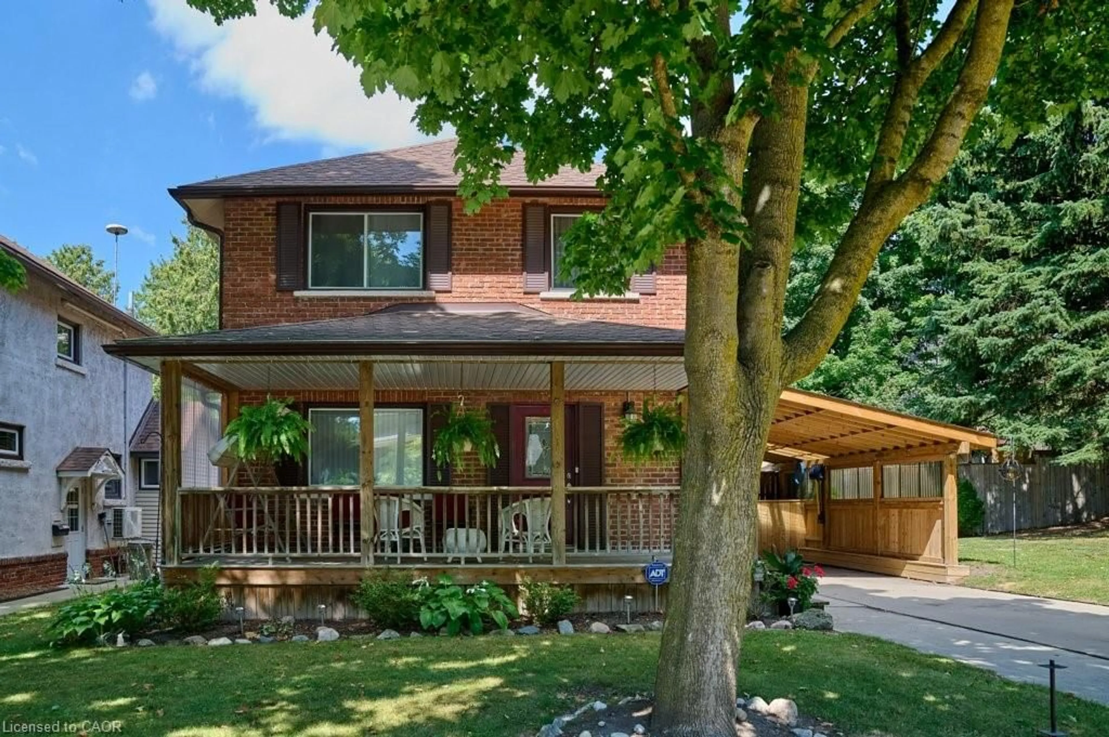 Home with brick exterior material, street for 120 Wood St, Kitchener Ontario N2G 2H8