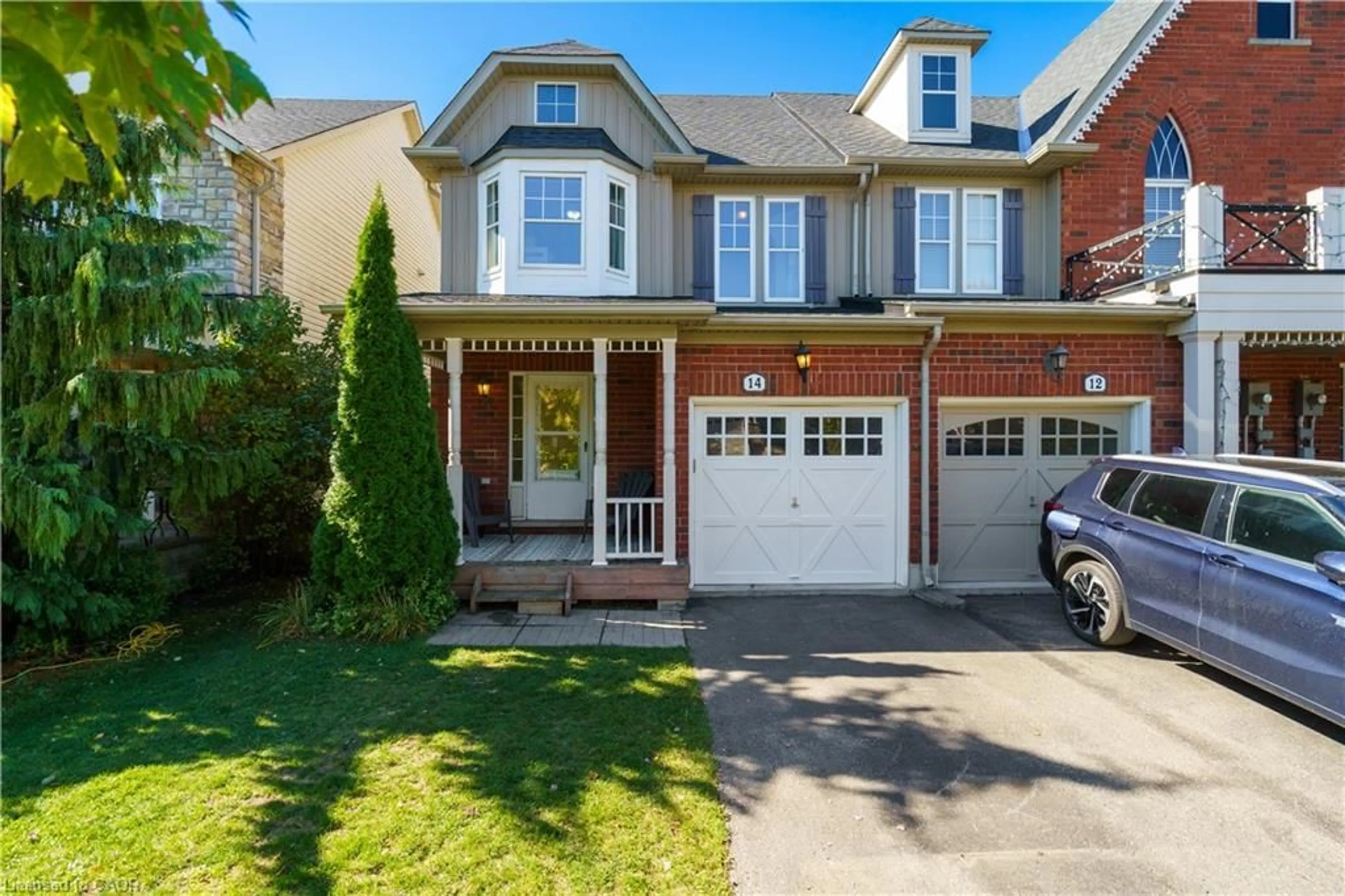 Home with brick exterior material, street for 14 Fox Run, Waterdown Ontario L0R 2H8