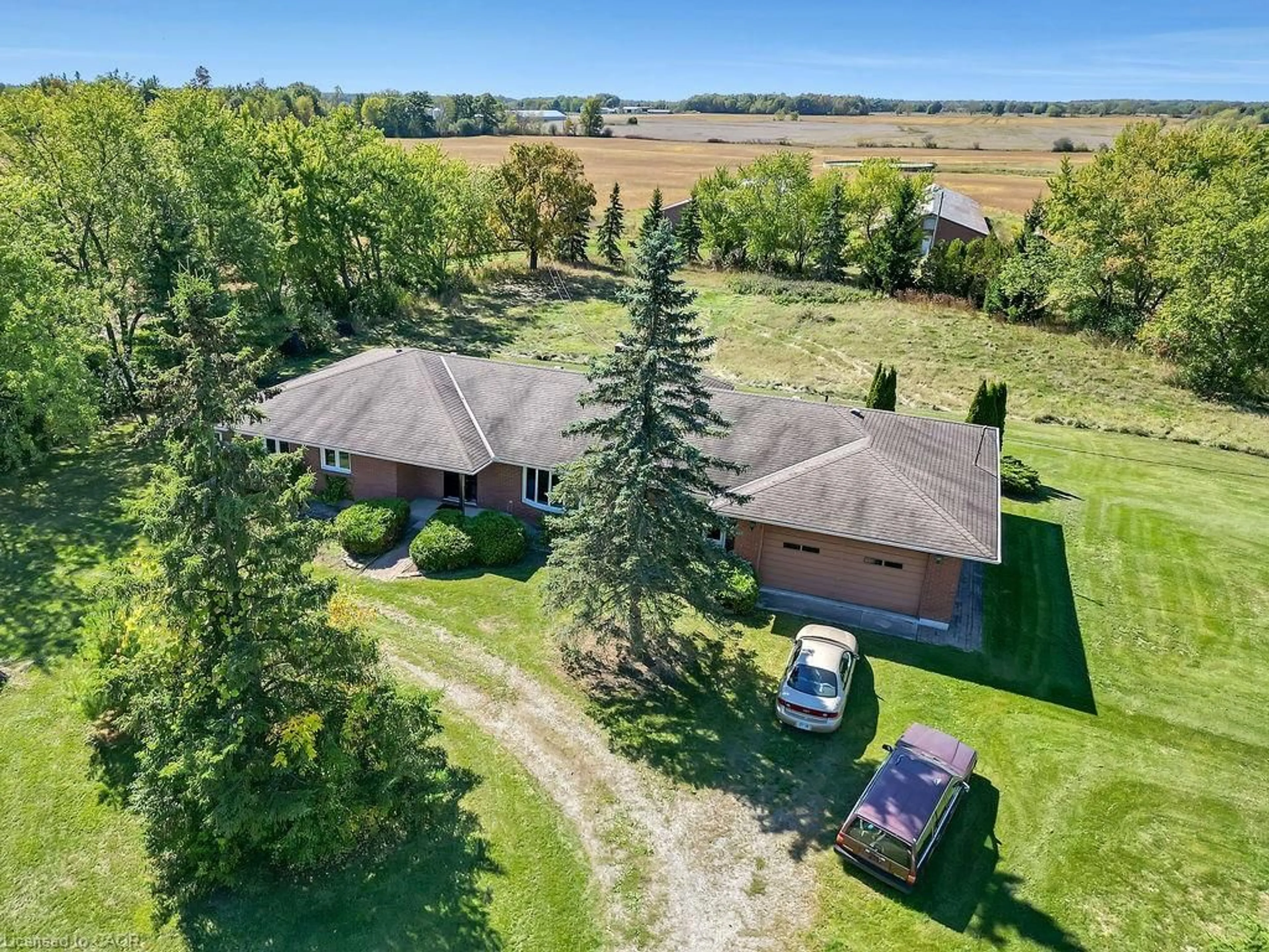A pic from outside/outdoor area/front of a property/back of a property/a pic from drone, water/lake/river/ocean view for 585 Junction Rd, Canfield Ontario N0A 1C0