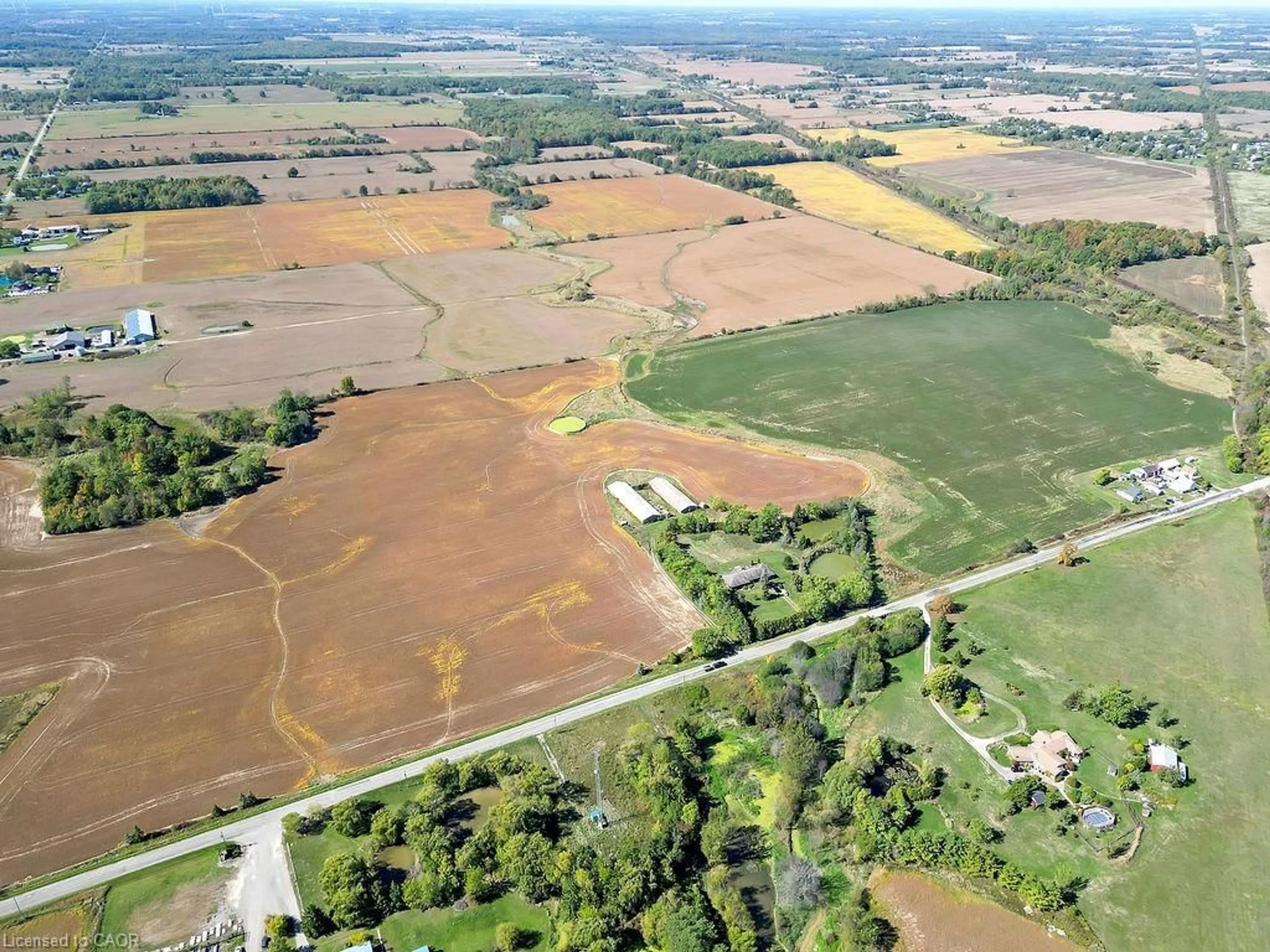 A pic from outside/outdoor area/front of a property/back of a property/a pic from drone, street for 585 Junction Rd, Canfield Ontario N0A 1C0