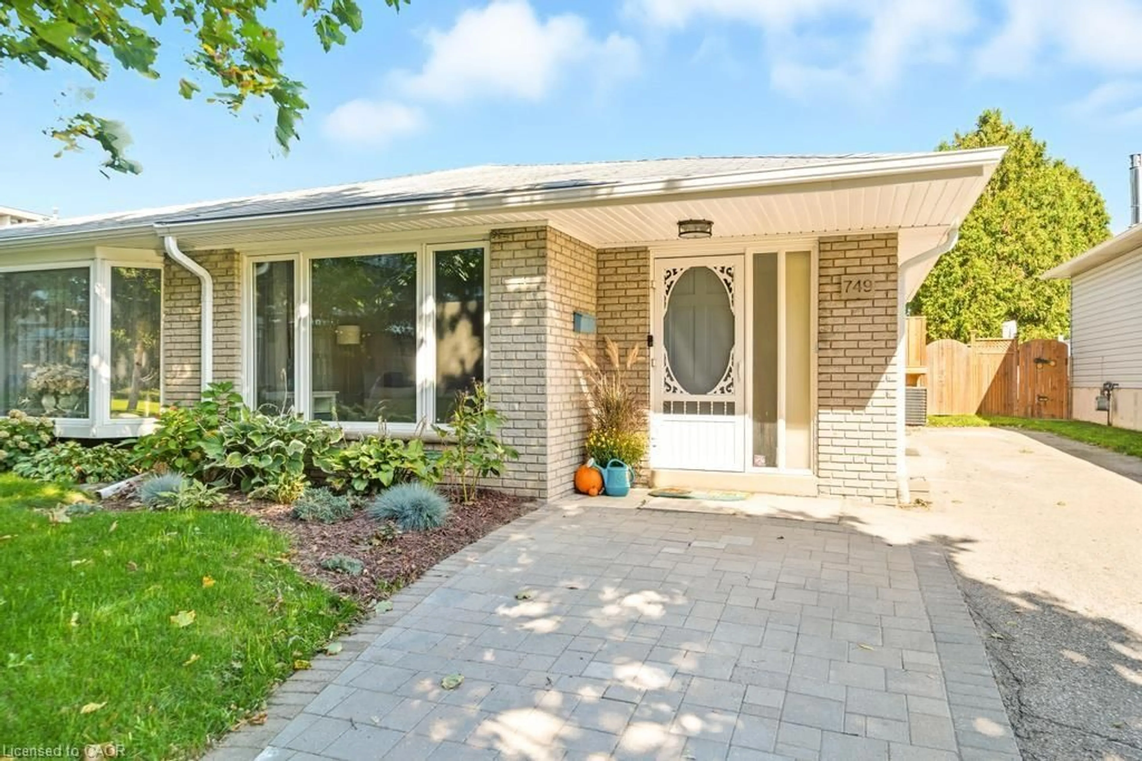 Home with brick exterior material, street for 749 Hager Ave, Burlington Ontario L7S 1W9