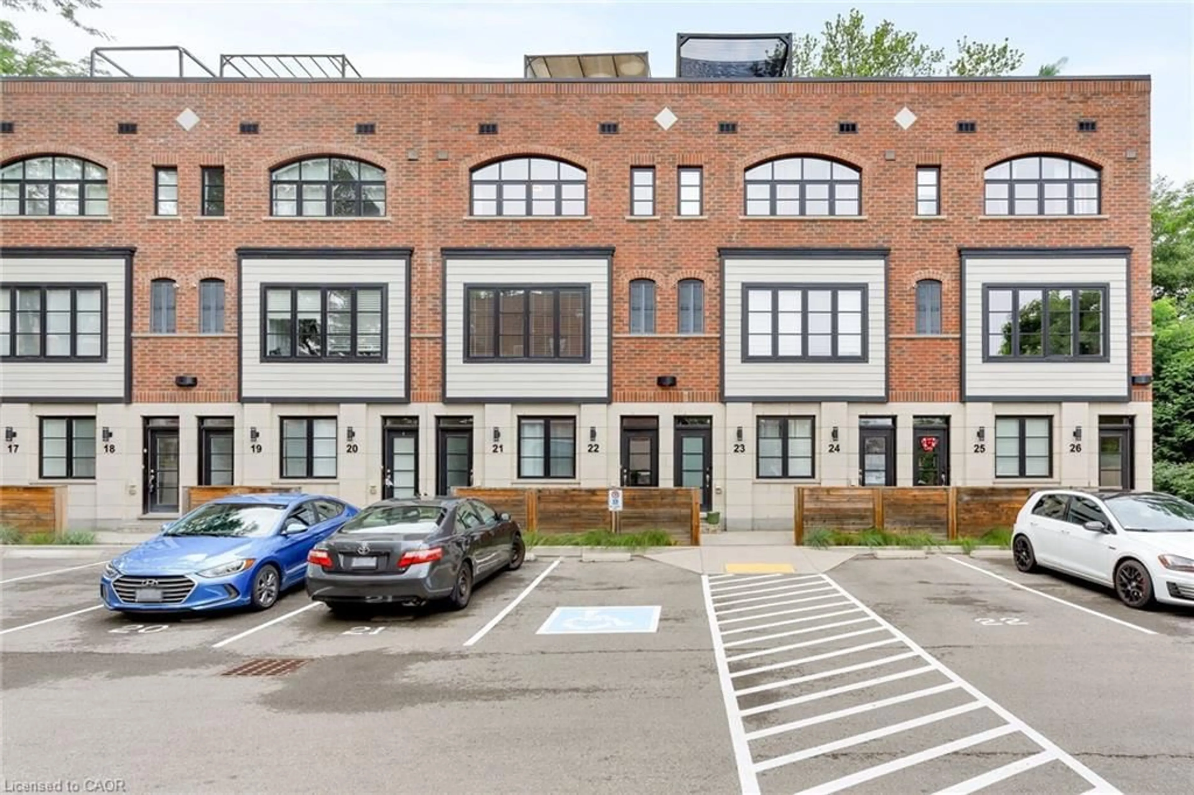 Unknown for 405 Plains Rd #22, Burlington Ontario L7T 2C9