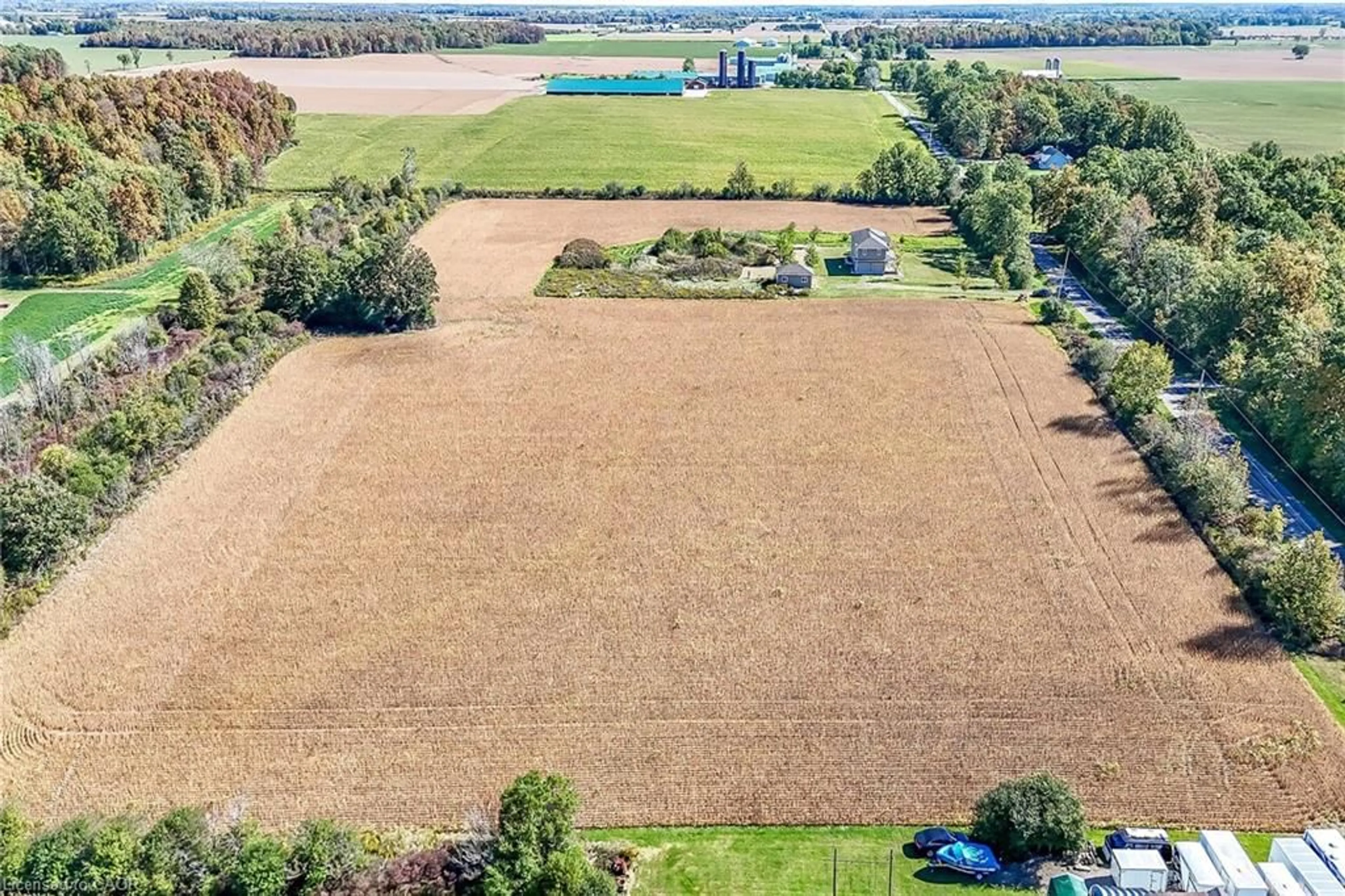 A pic from outside/outdoor area/front of a property/back of a property/a pic from drone, unknown for 665 Concession 8 Rd, Jarvis Ontario N0A 1J0