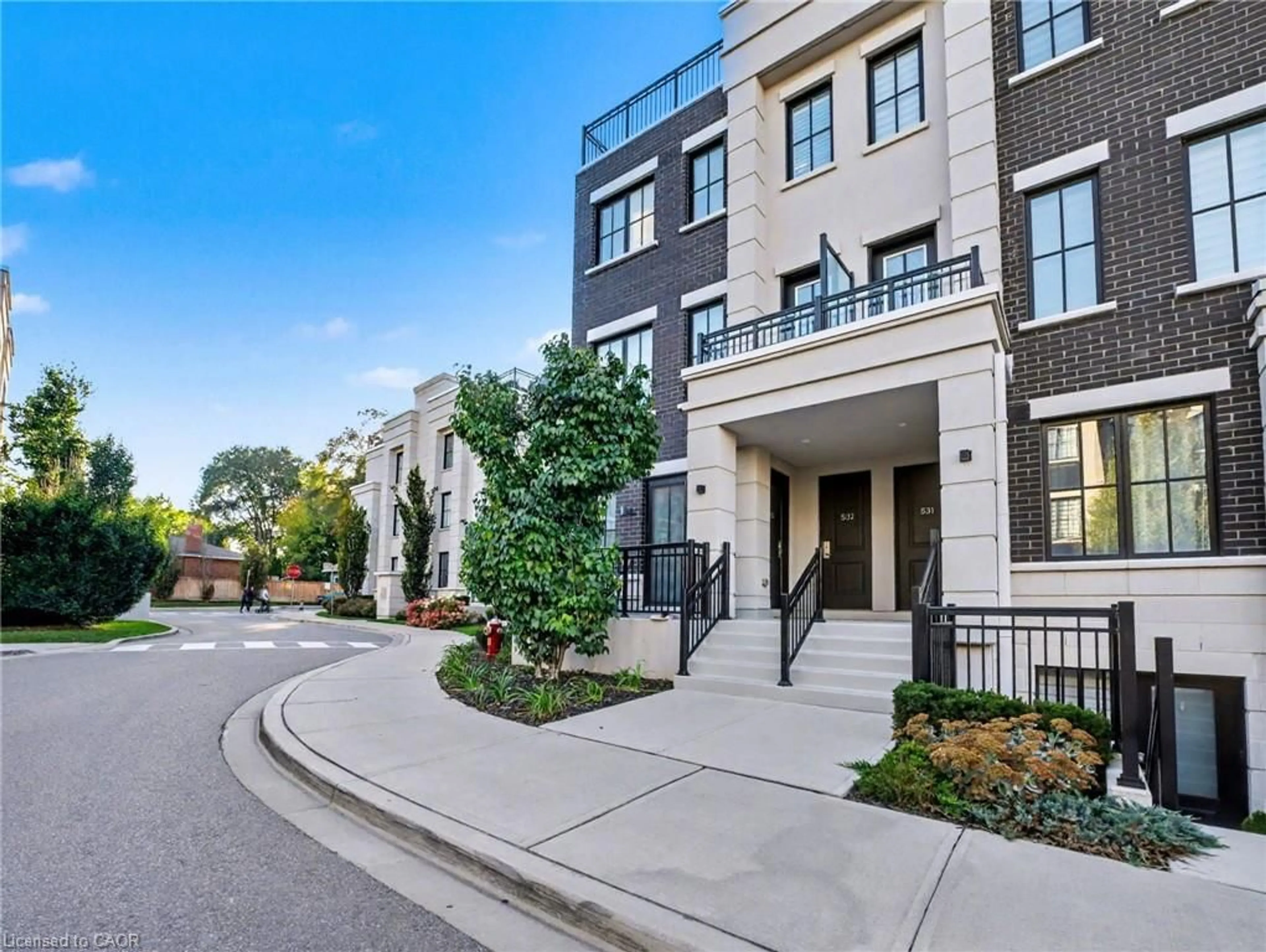 Unknown for 657 Cricklewood Dr #532, Mississauga Ontario L5G 0B9