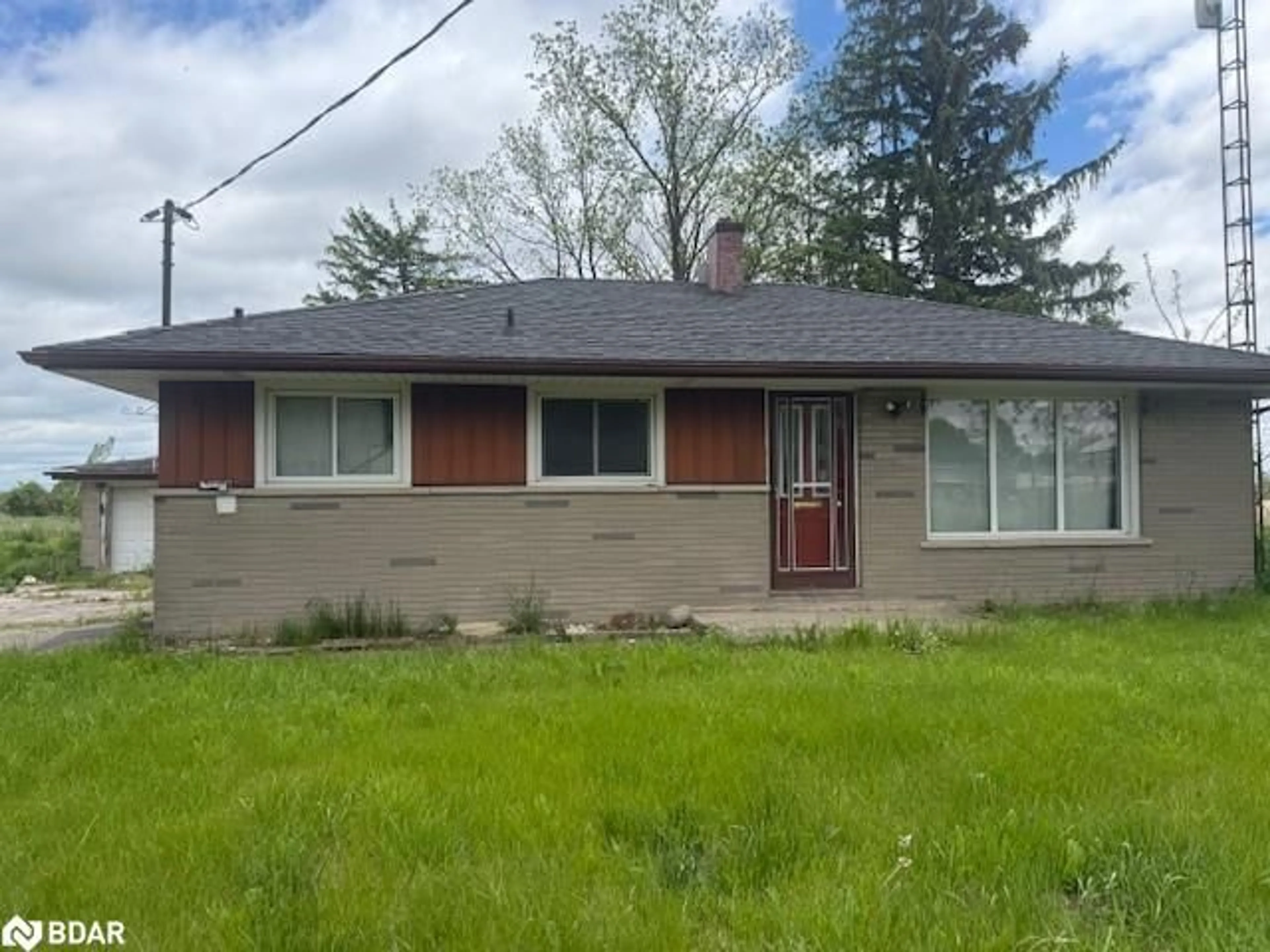 Home with vinyl exterior material, street for 7121 Hwy 124, Guelph Ontario N1H 6H7