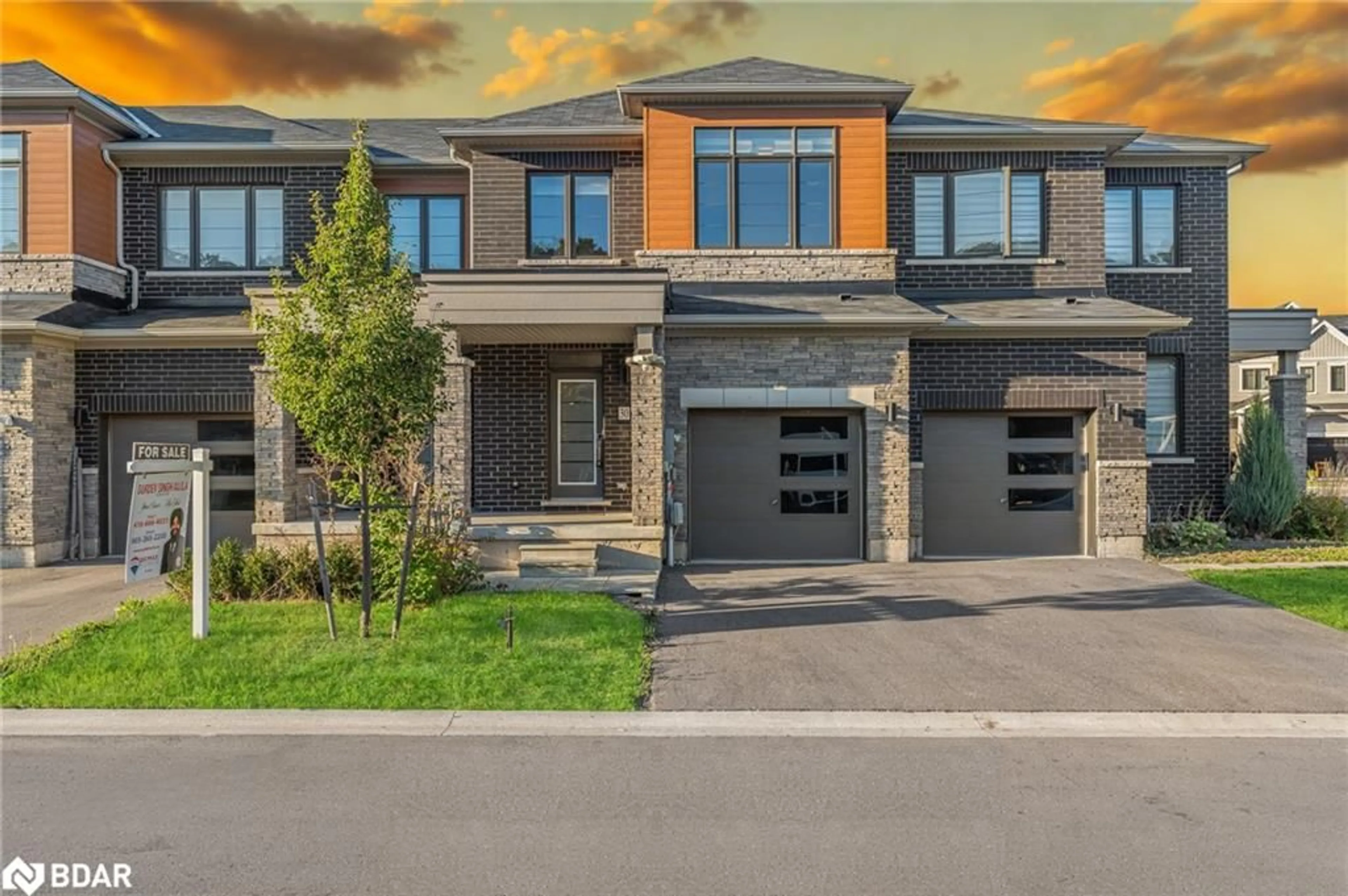 Home with brick exterior material, street for 8273 Tulip Tree Drive Dr #30, Niagara Falls Ontario L2H 3S8