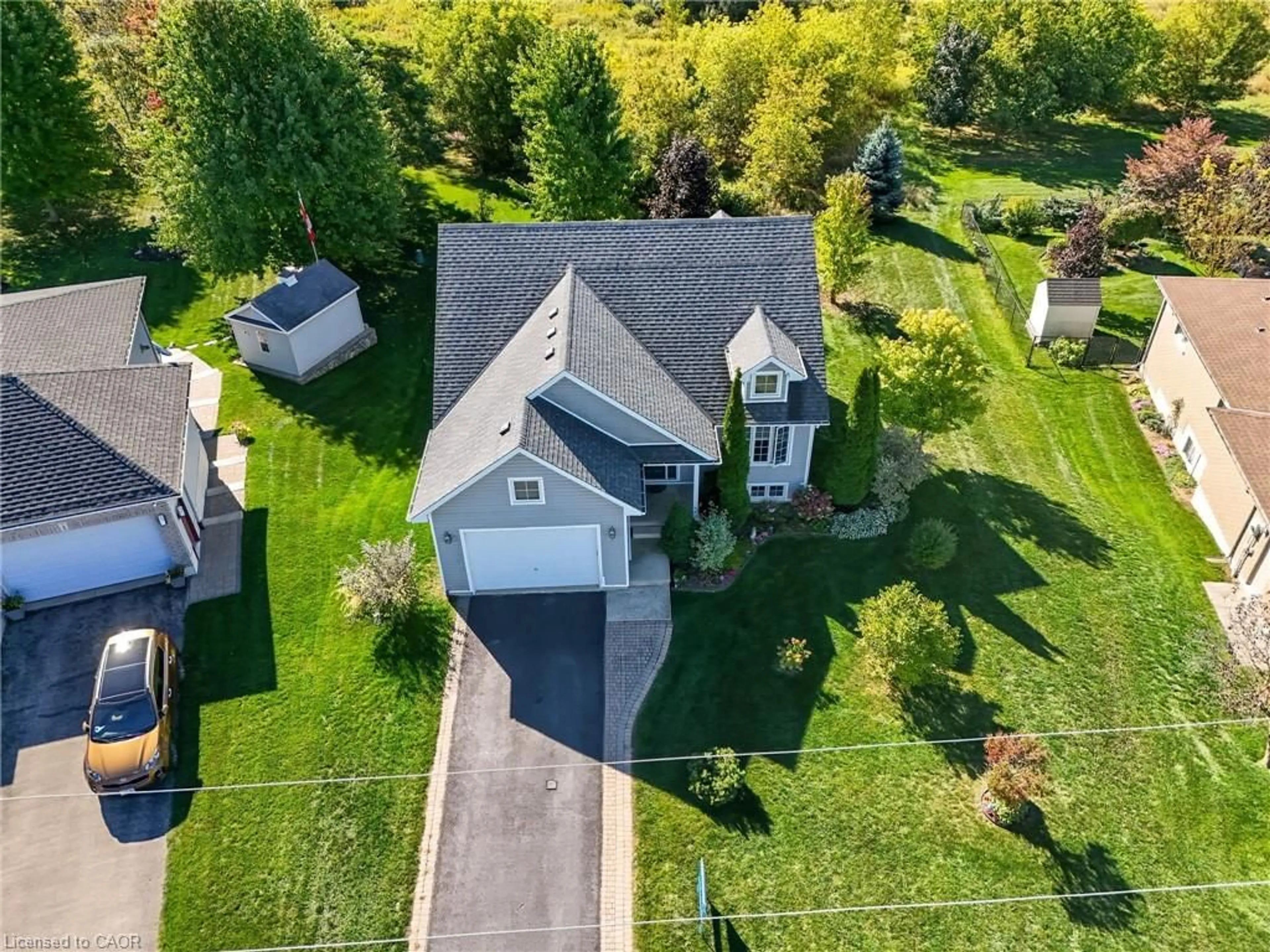 A pic from outside/outdoor area/front of a property/back of a property/a pic from drone, street for 3 Barnett St, Listowel Ontario N4W 3V9