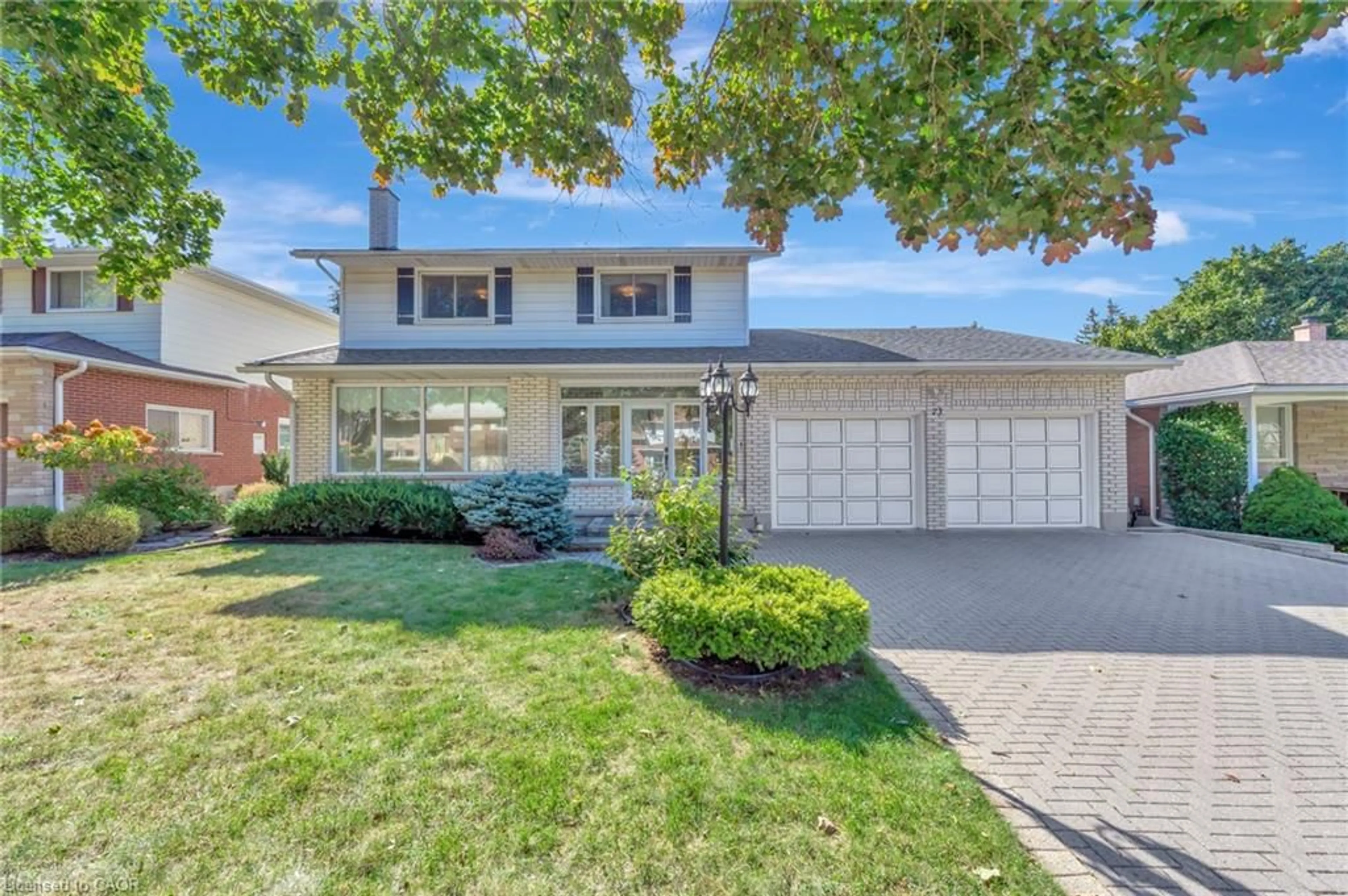 Home with vinyl exterior material, street for 73 Champlain Cres, Kitchener Ontario N2B 2Y7