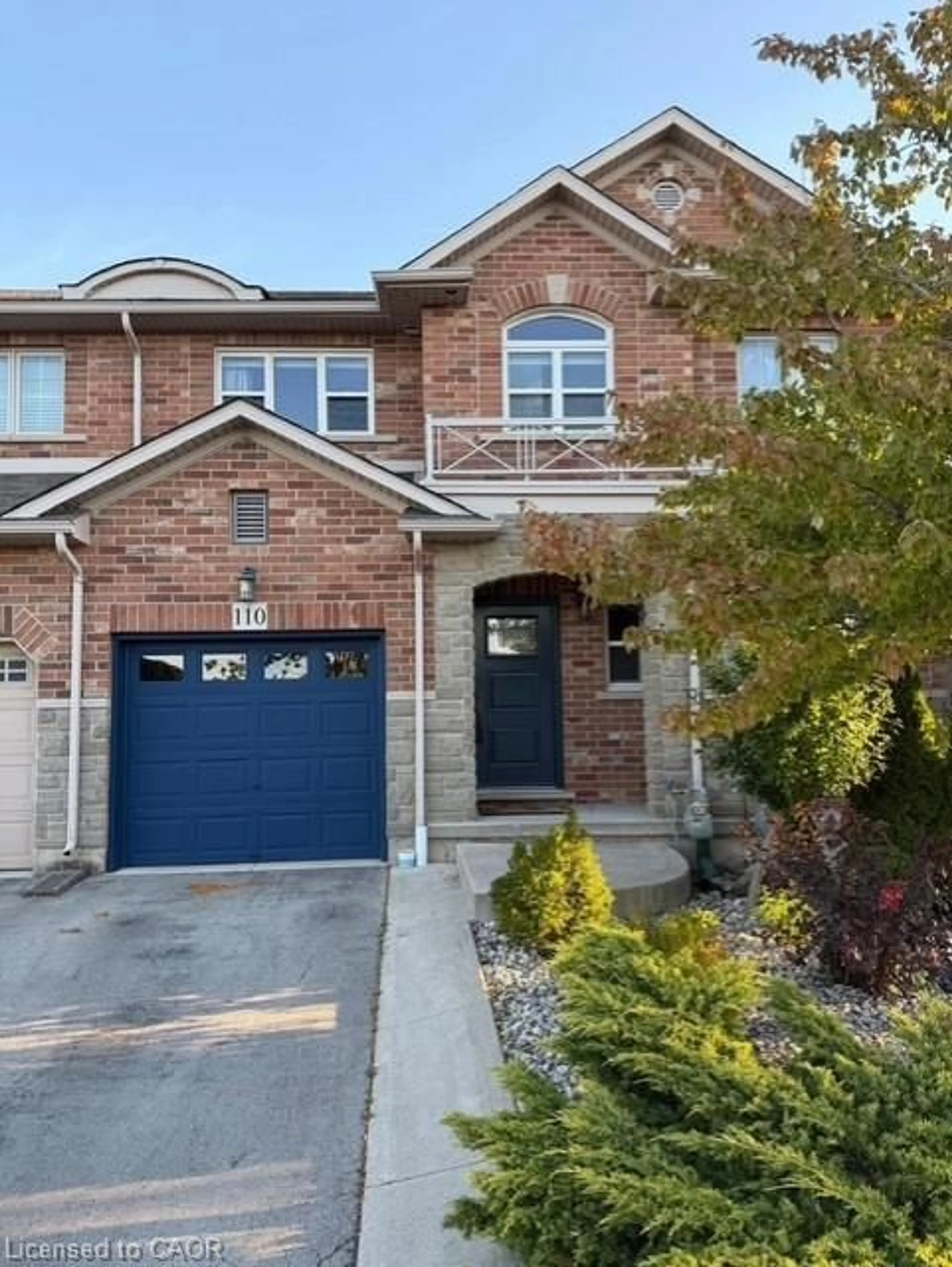 Home with brick exterior material, street for 110 Marina Point Cres, Hamilton Ontario L8E 0E4