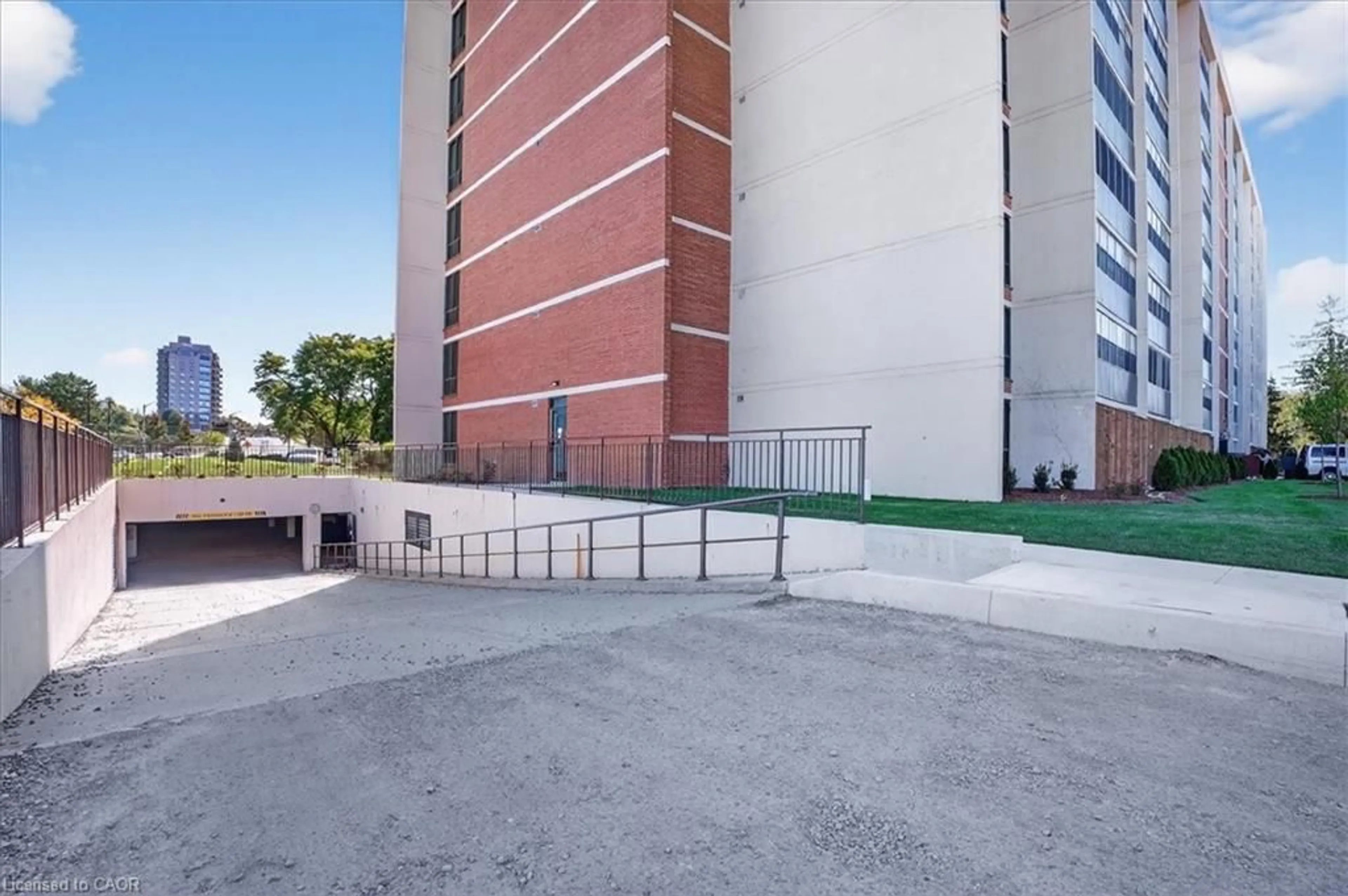 Patio, building for 65 Westmount Rd #108, Waterloo Ontario N2L 5G6