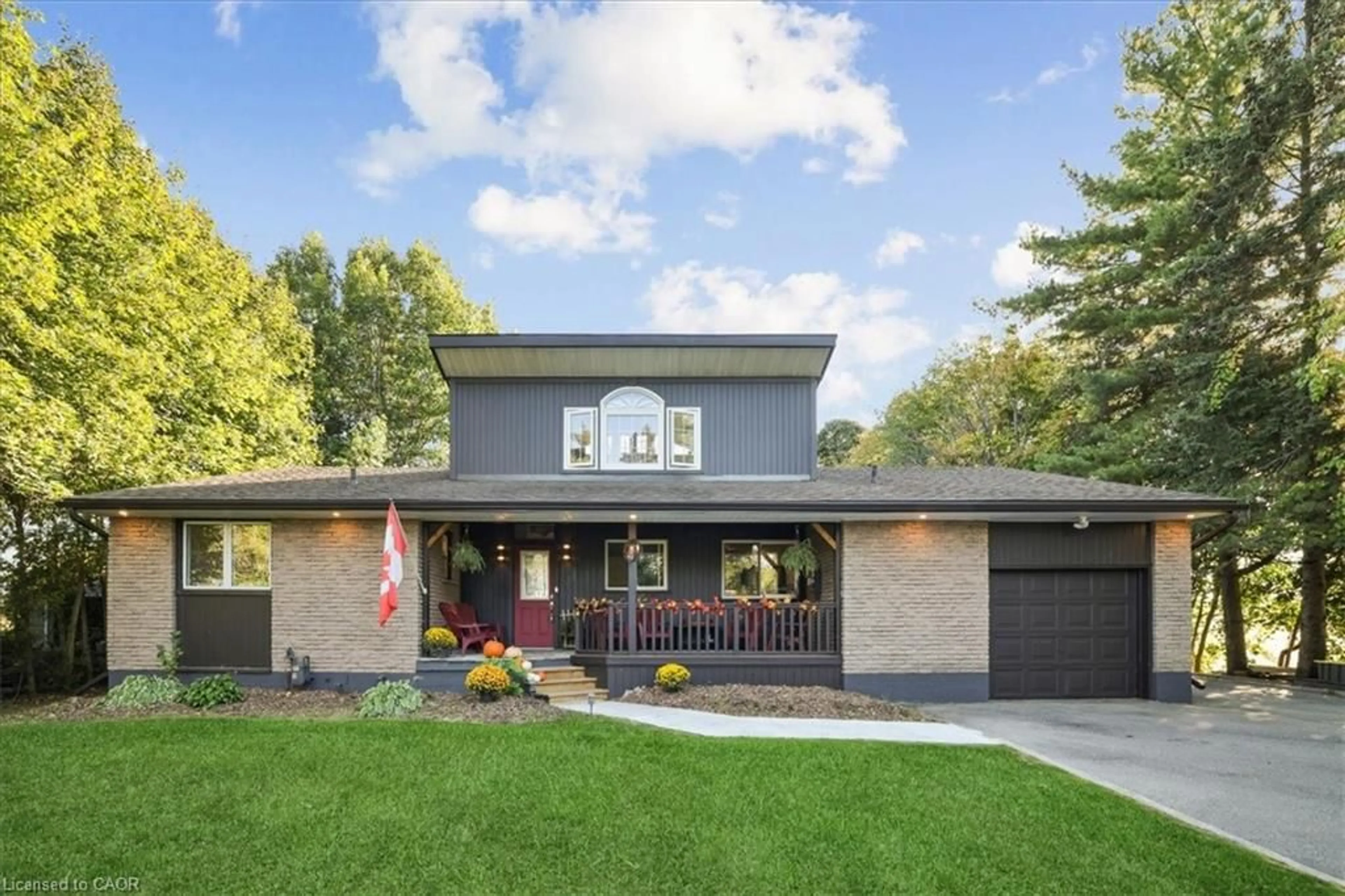 Home with brick exterior material, street for 3125 Guyatt Rd, Hannon Ontario L0R 1P0