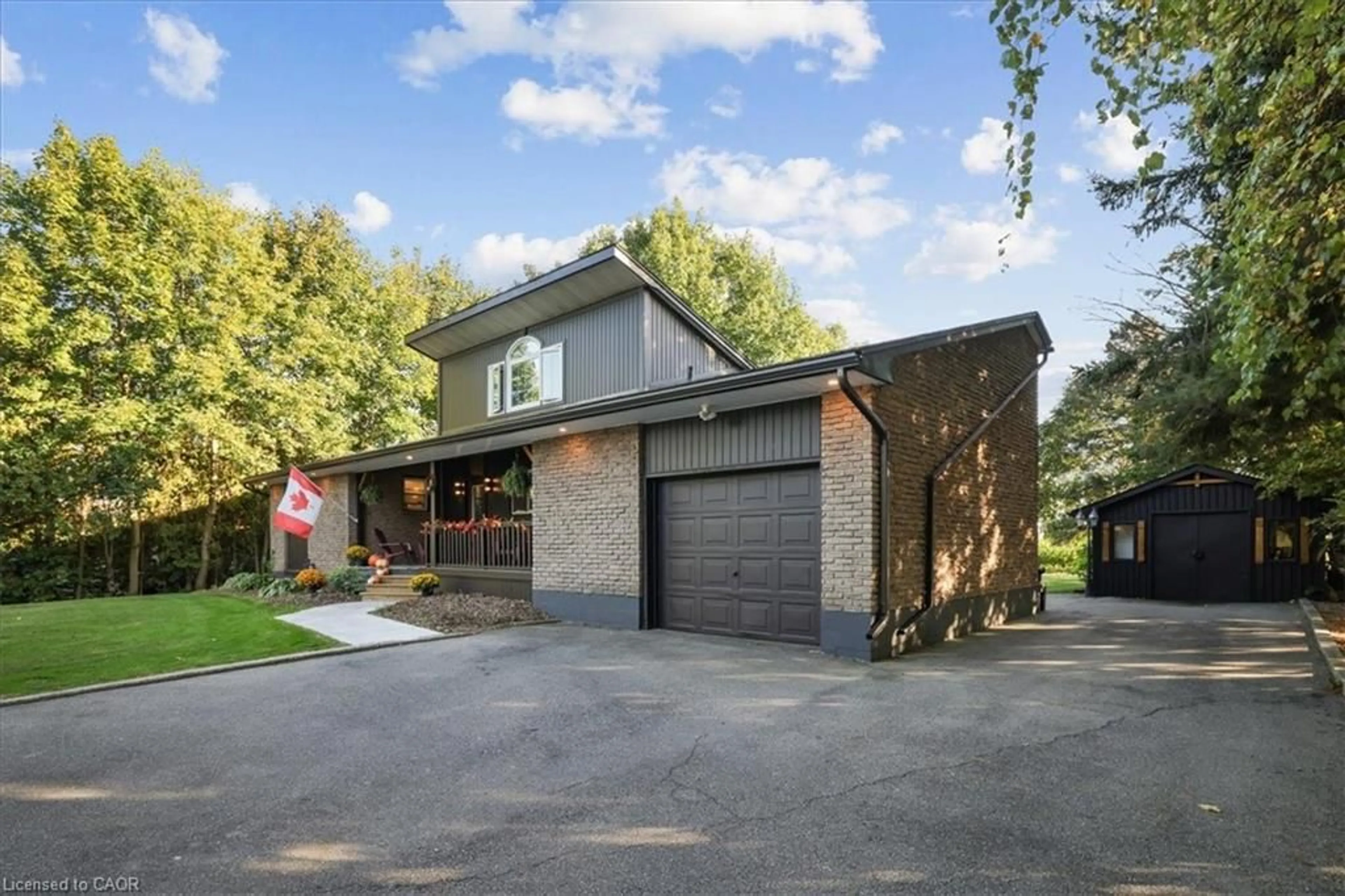 Home with brick exterior material, street for 3125 Guyatt Rd, Hannon Ontario L0R 1P0