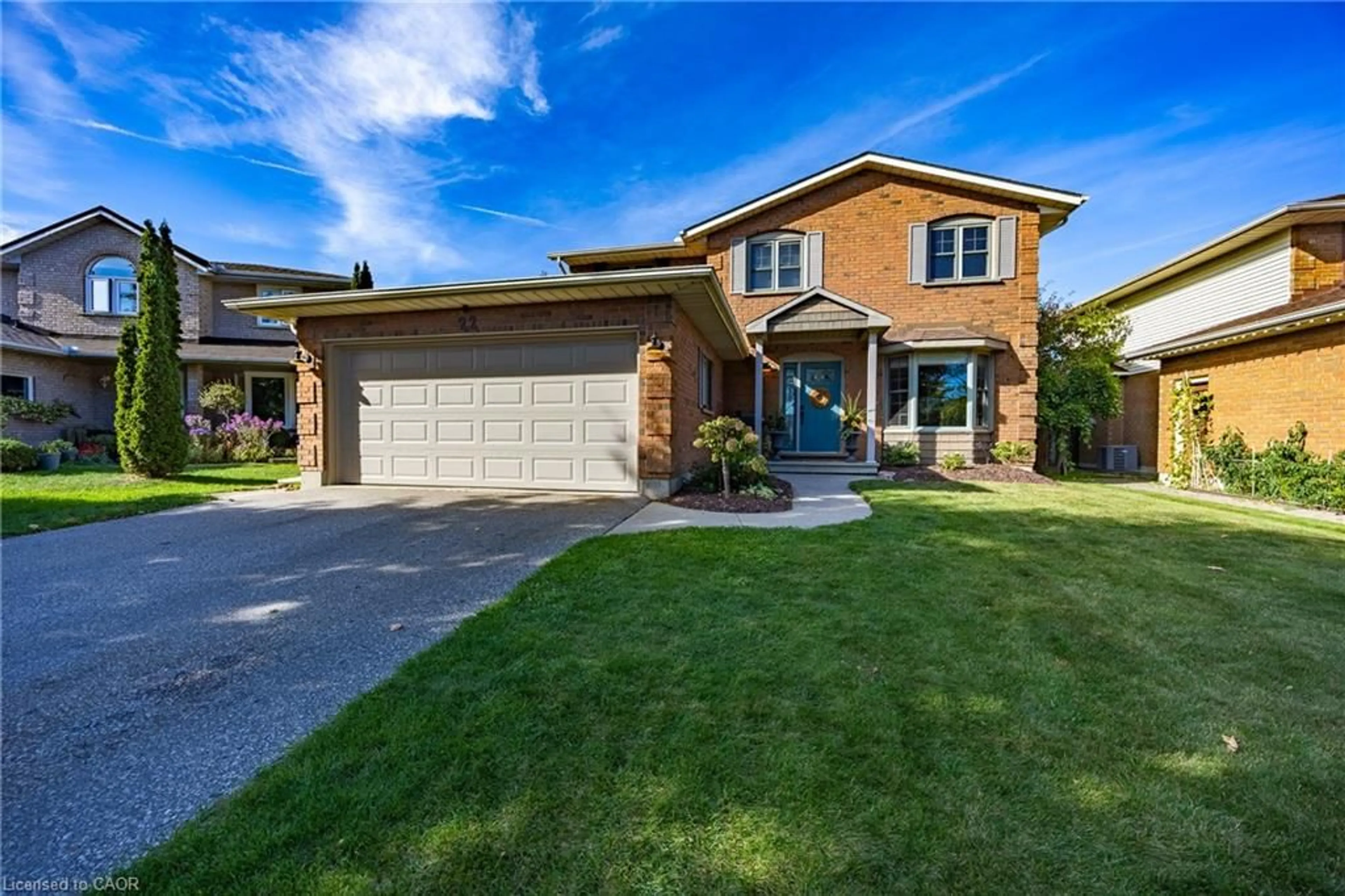 Home with brick exterior material, street for 22 Falls Cres, Simcoe Ontario N3Y 5K5