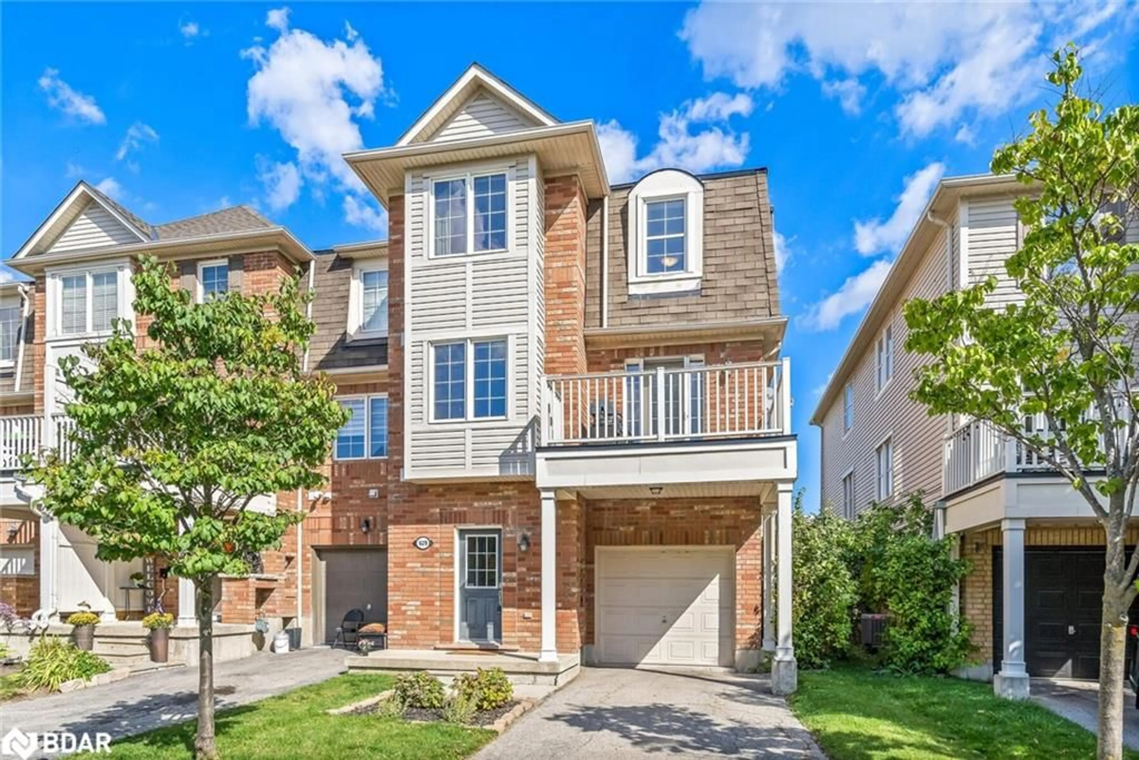 Home with brick exterior material, street for 629 Frank Pl, Milton Ontario L9T 0R1