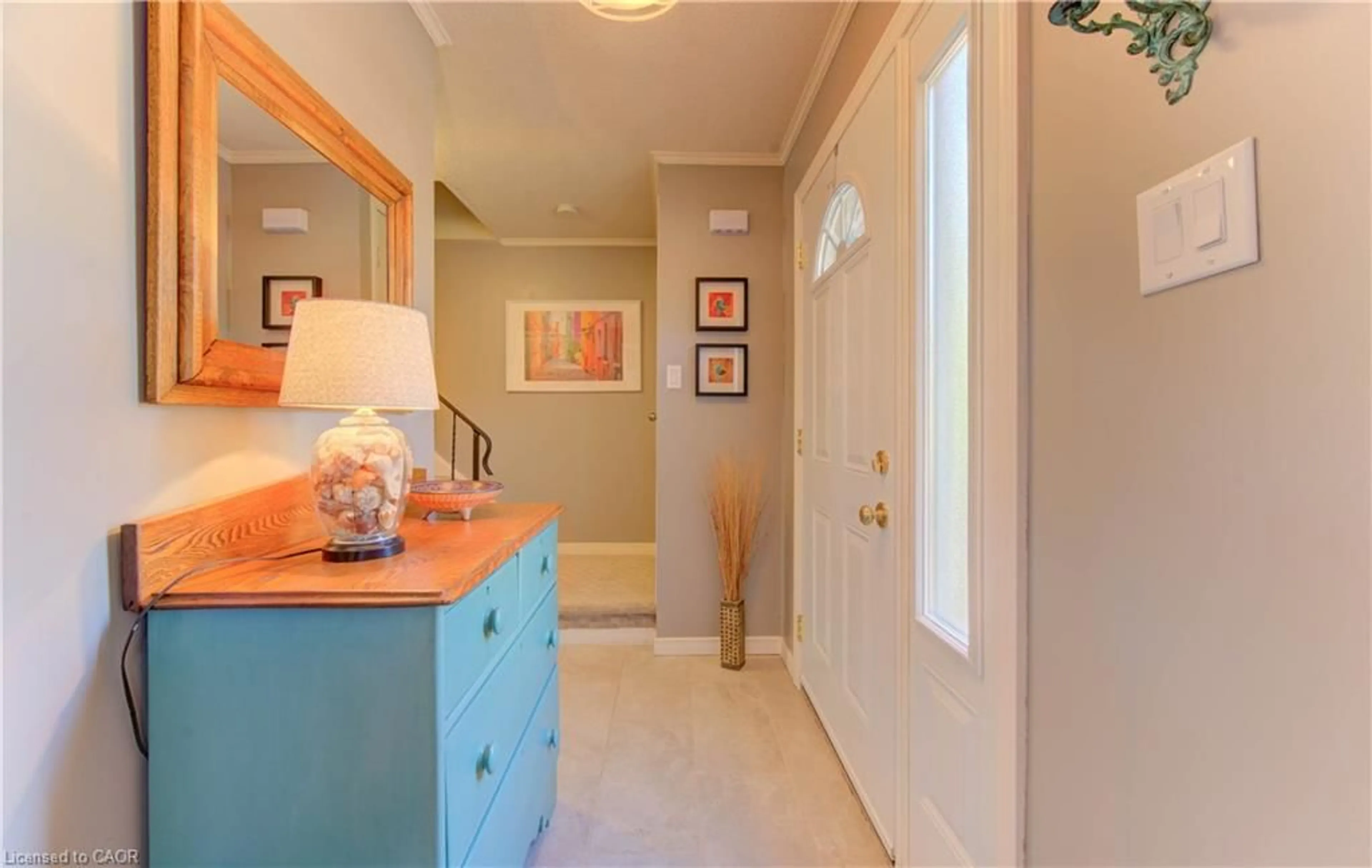 Indoor entryway for 30 Green Valley Dr #71, Kitchener Ontario N2P 1G8