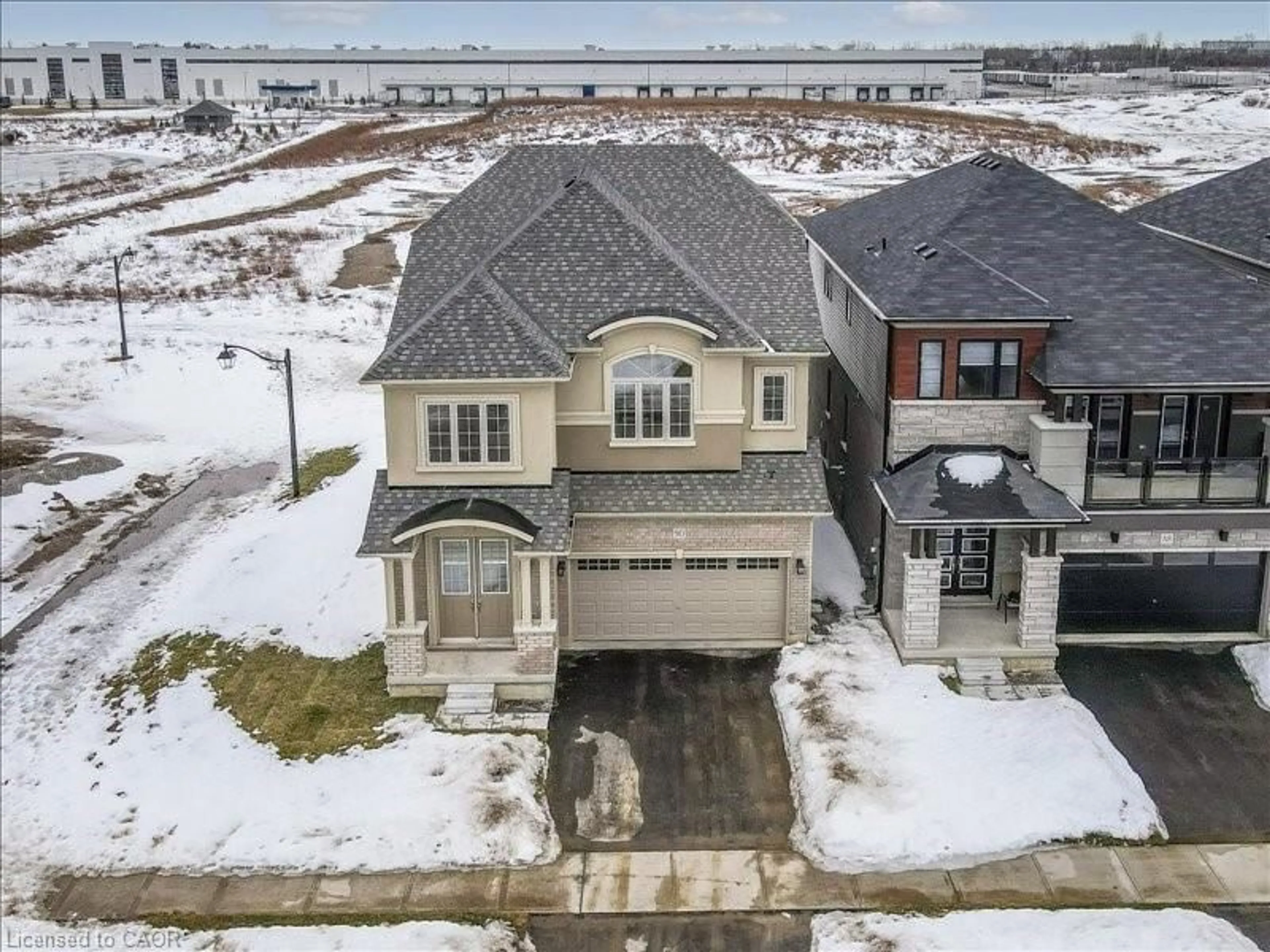 A pic from outside/outdoor area/front of a property/back of a property/a pic from drone, street for 90 Hitchman St, Paris Ontario N3L 0M1