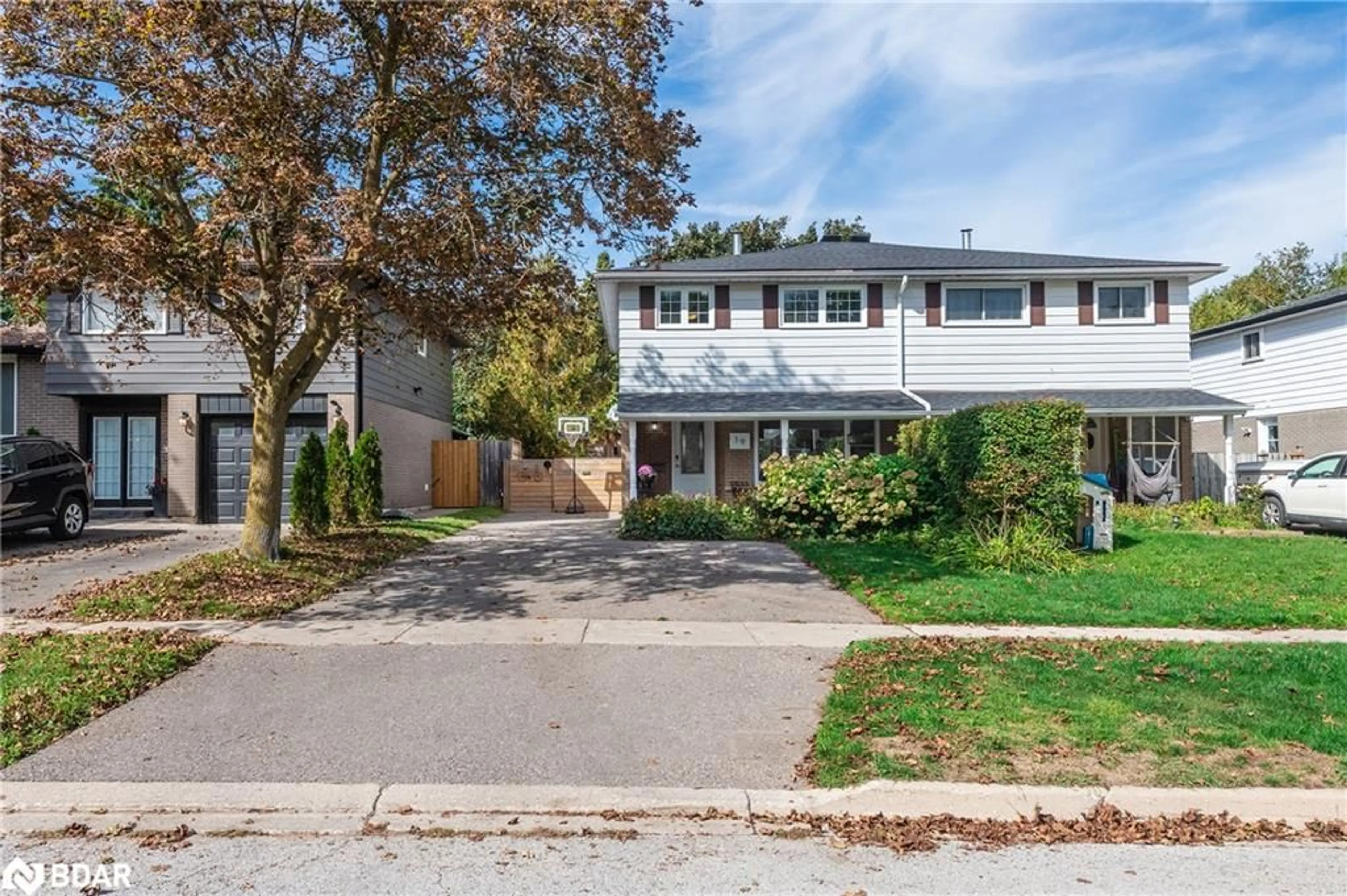 Unknown for 19 Carlton Dr, Orangeville Ontario L9W 2X8