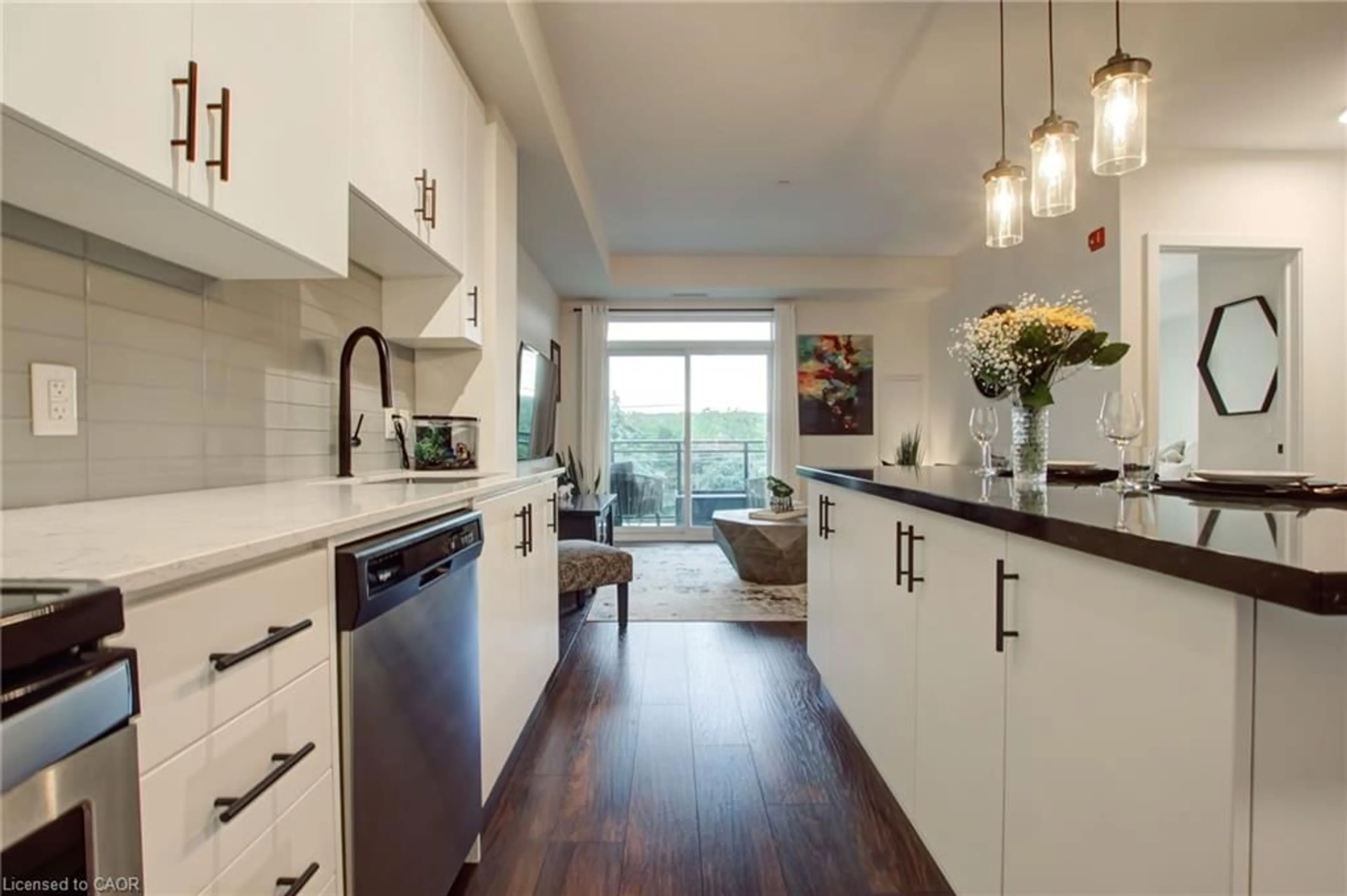 Open concept kitchen, unknown for 320 Plains Rd #414, Burlington Ontario L7T 0C1