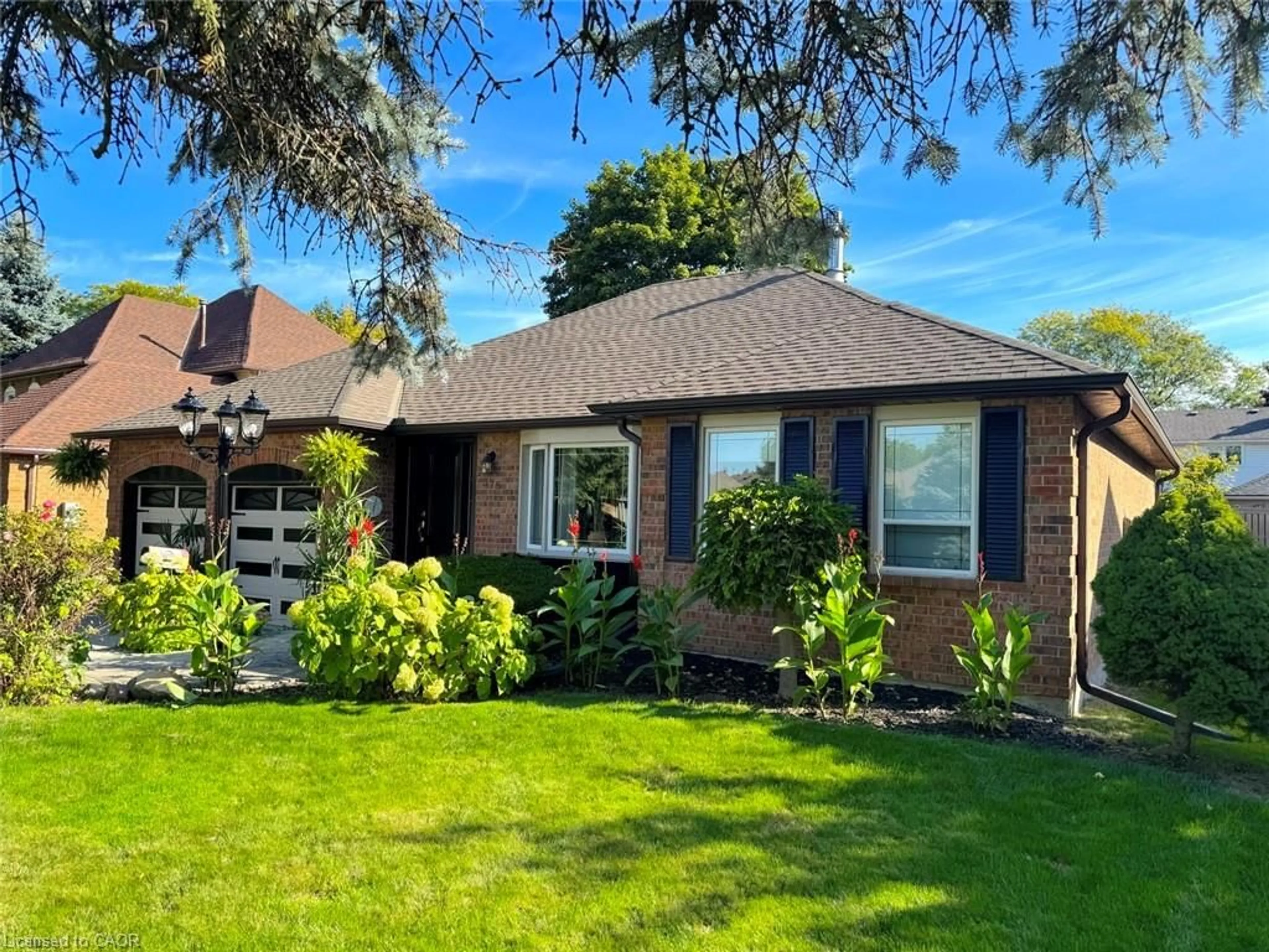 Home with brick exterior material, street for 375 Melanie Cres, Ancaster Ontario L9G 4B1