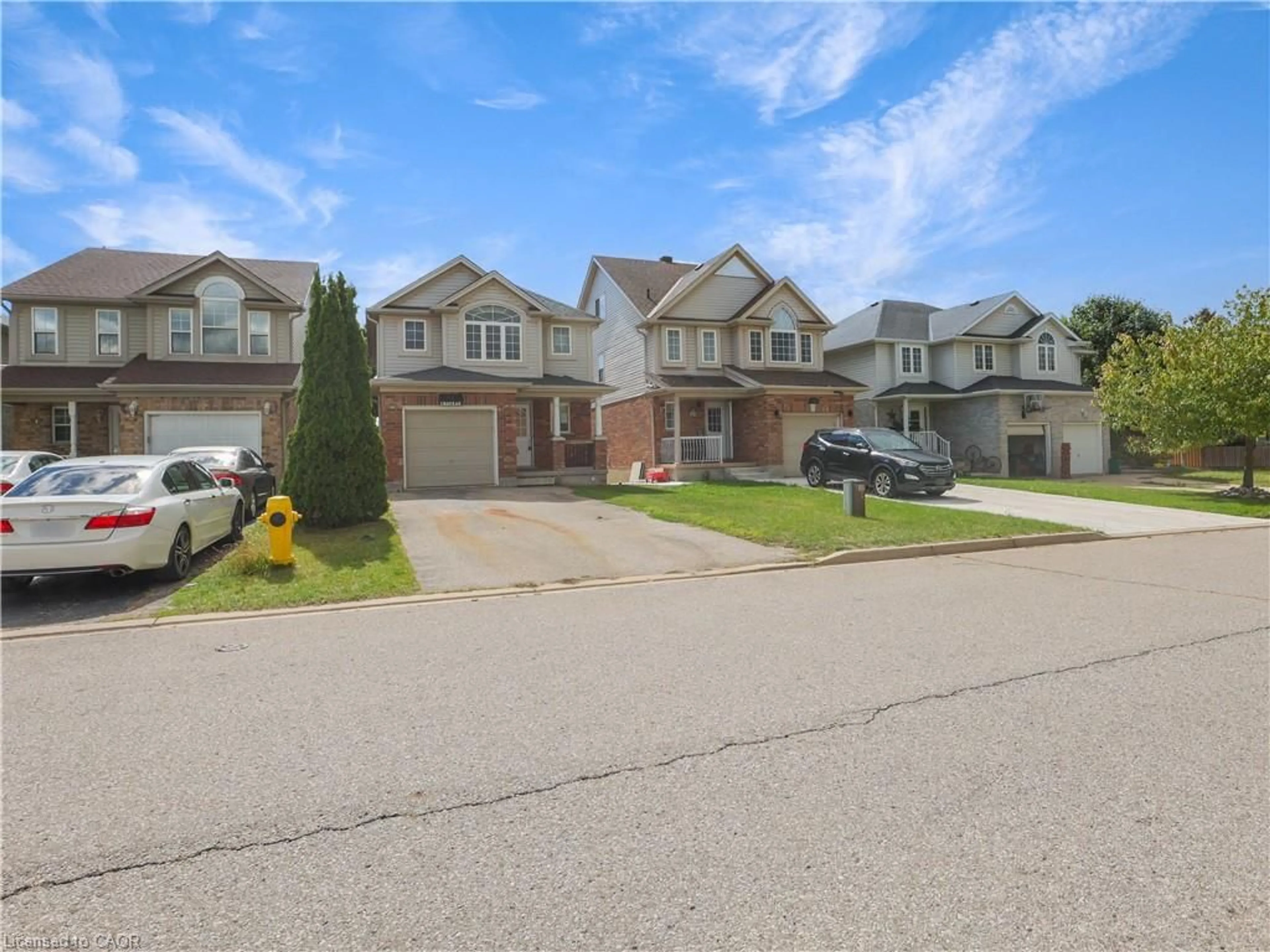 Unknown for 14 Chateau Cres, Cambridge Ontario N3H 5S2