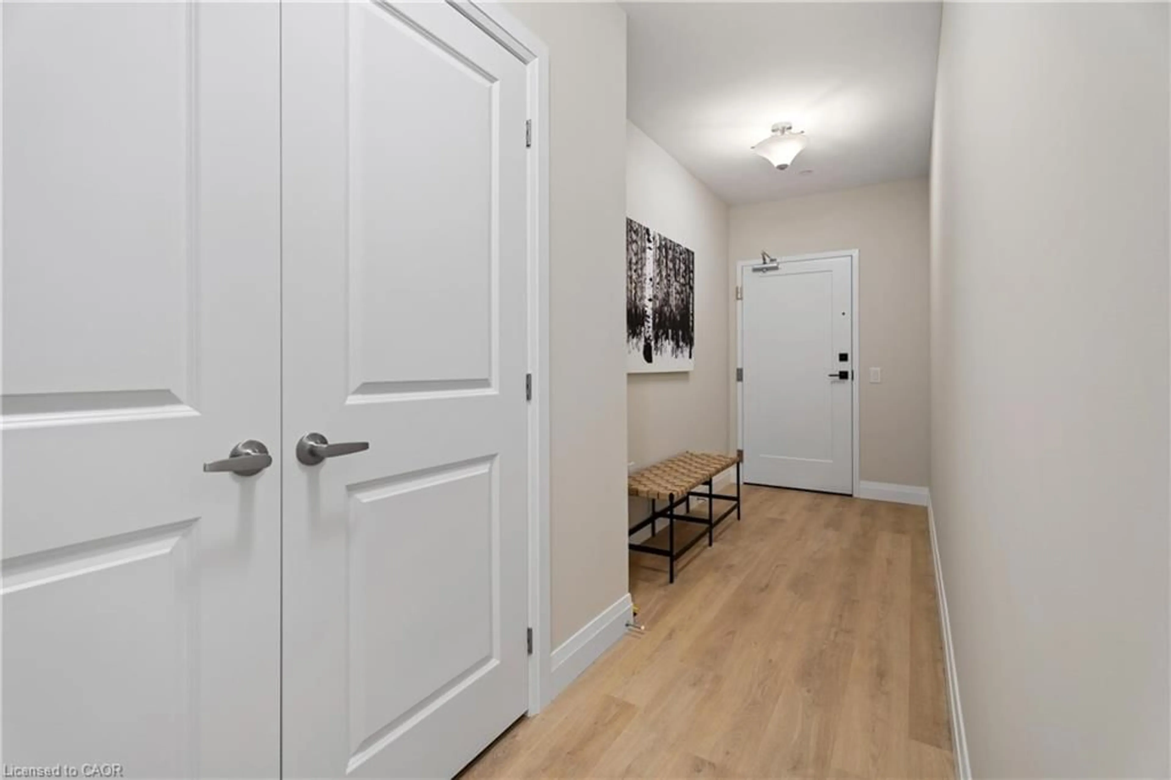 Indoor entryway for 1882 Gordon Street St #209, Guelph Ontario N1K 0P6