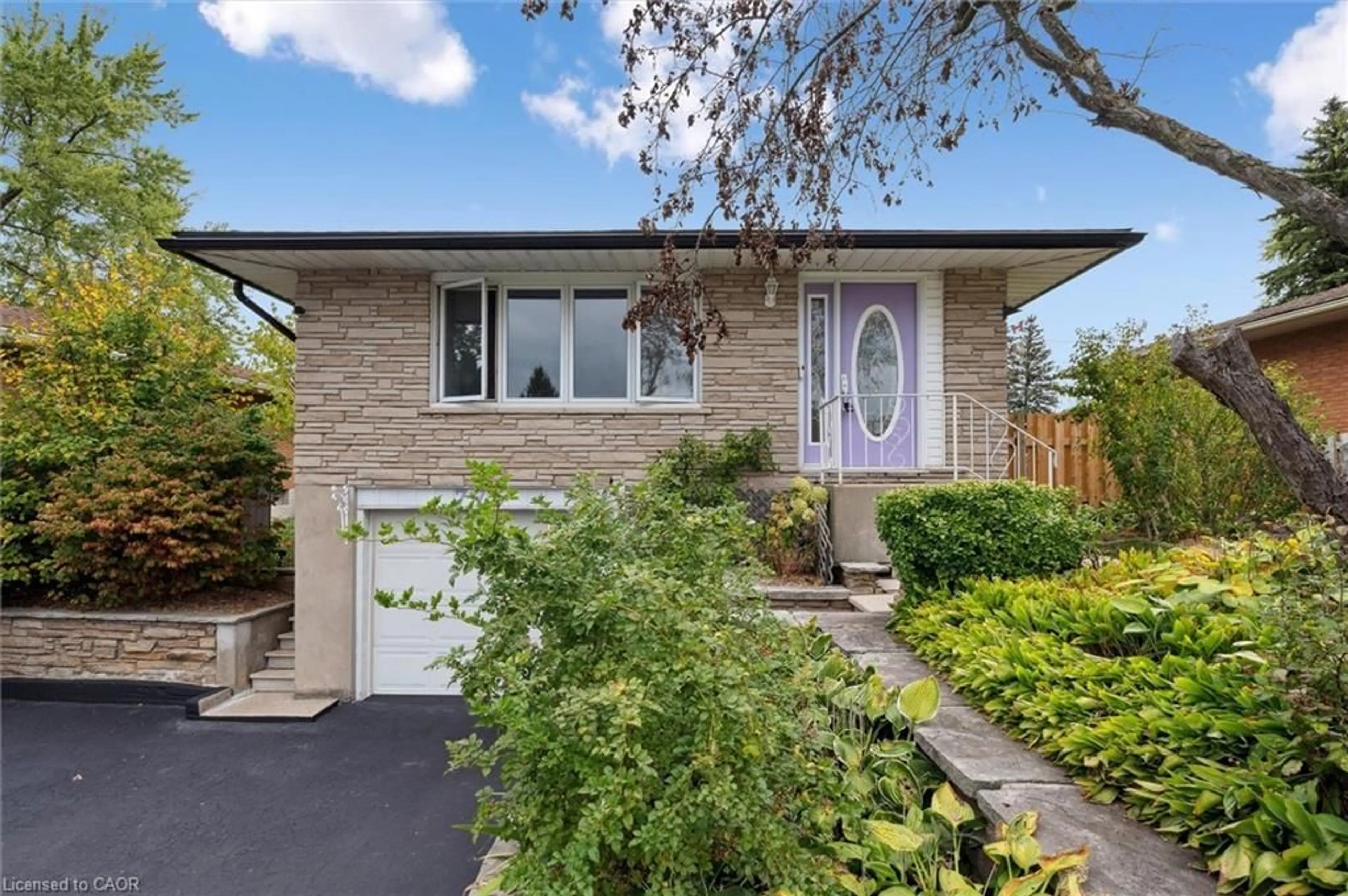 Home with brick exterior material, street for 775 Regent St, Cambridge Ontario N3H 2V2