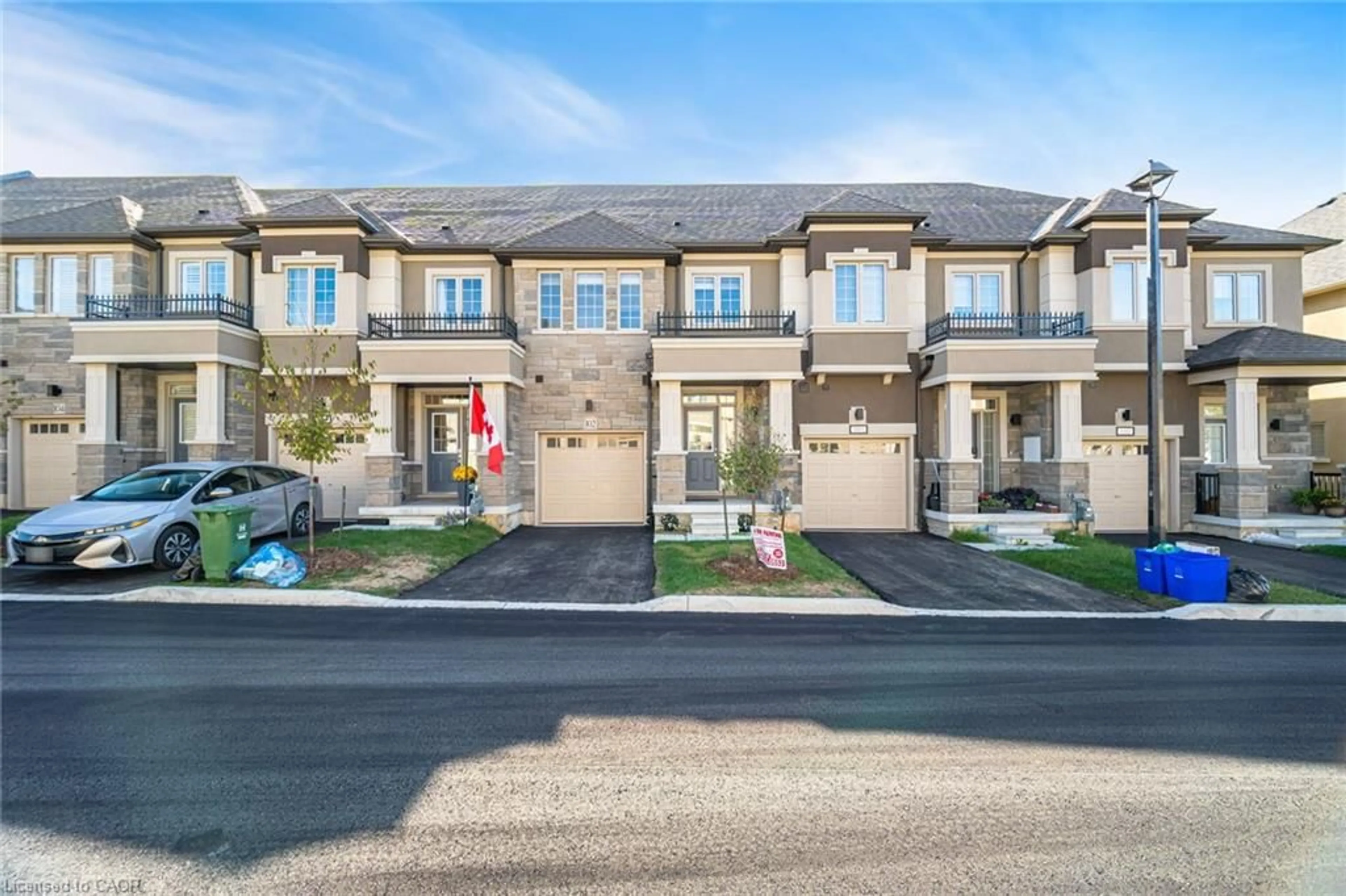 A pic from outside/outdoor area/front of a property/back of a property/a pic from drone, street for 305 Garner Rd, Hamilton Ontario L9G 5E6
