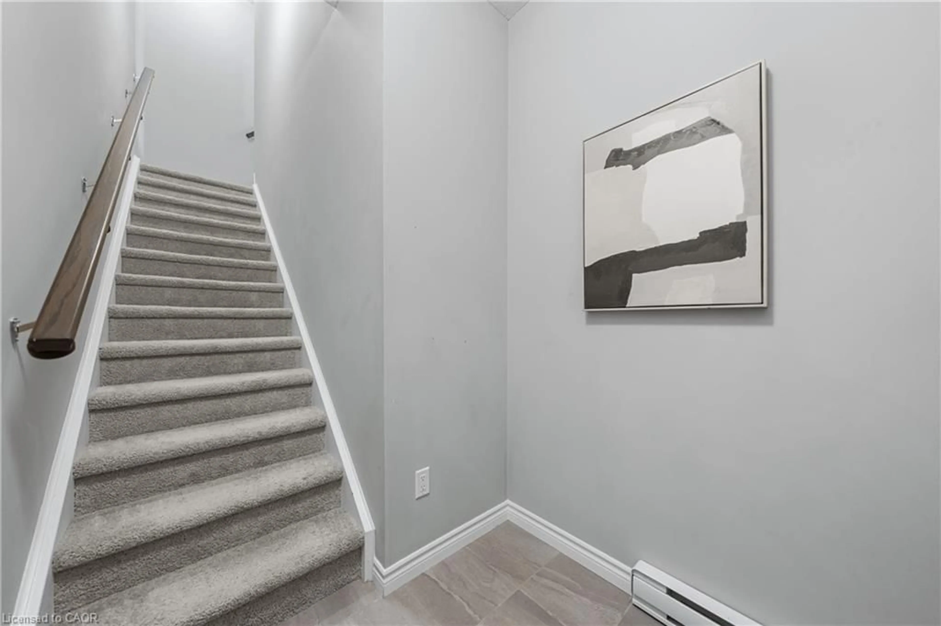 Stairs for 408 Guelph Ave #210, Cambridge Ontario N3C 0H3