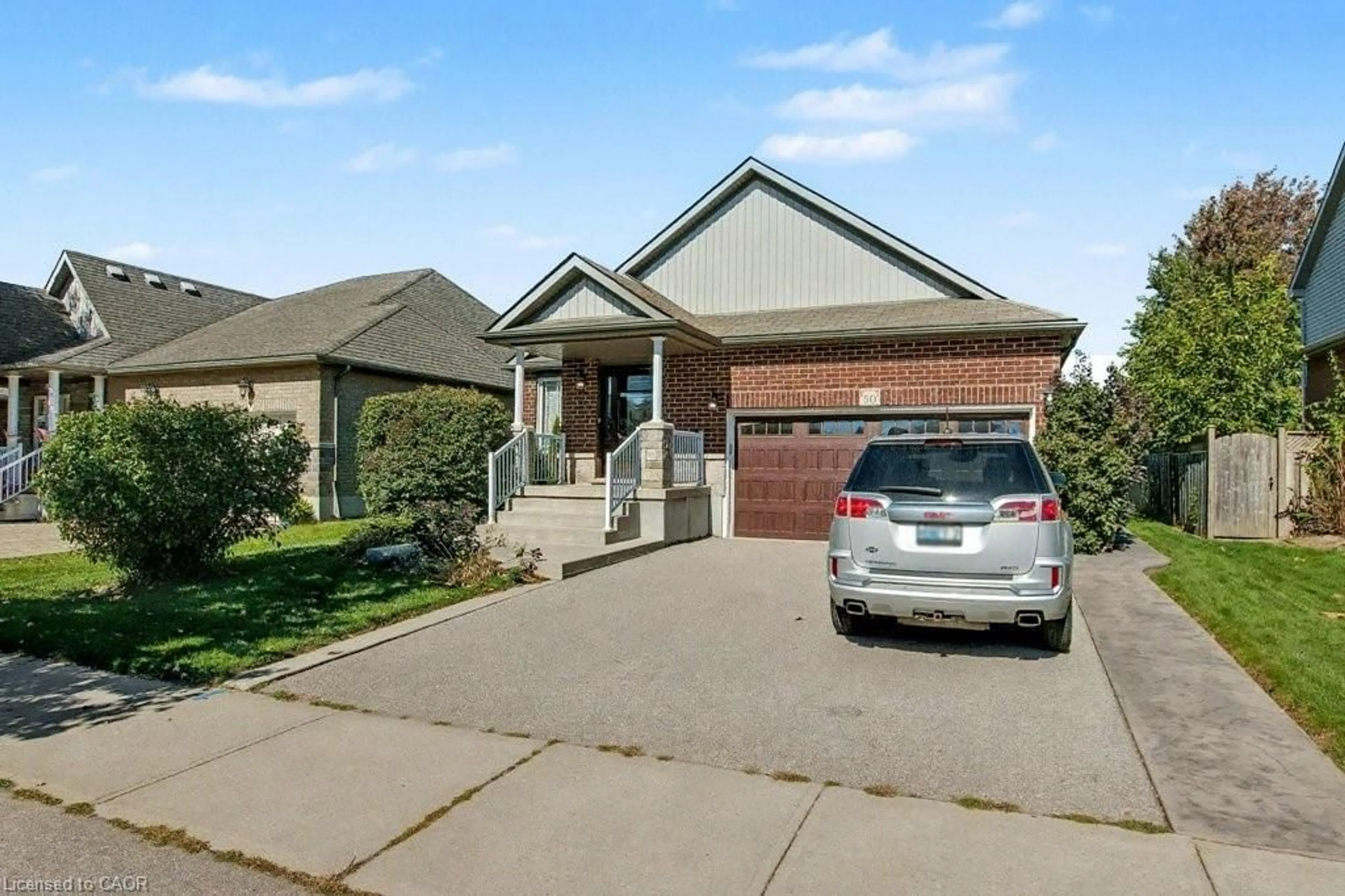 Home with brick exterior material, street for 50 Marriott Pl, Paris Ontario N3L 4G1