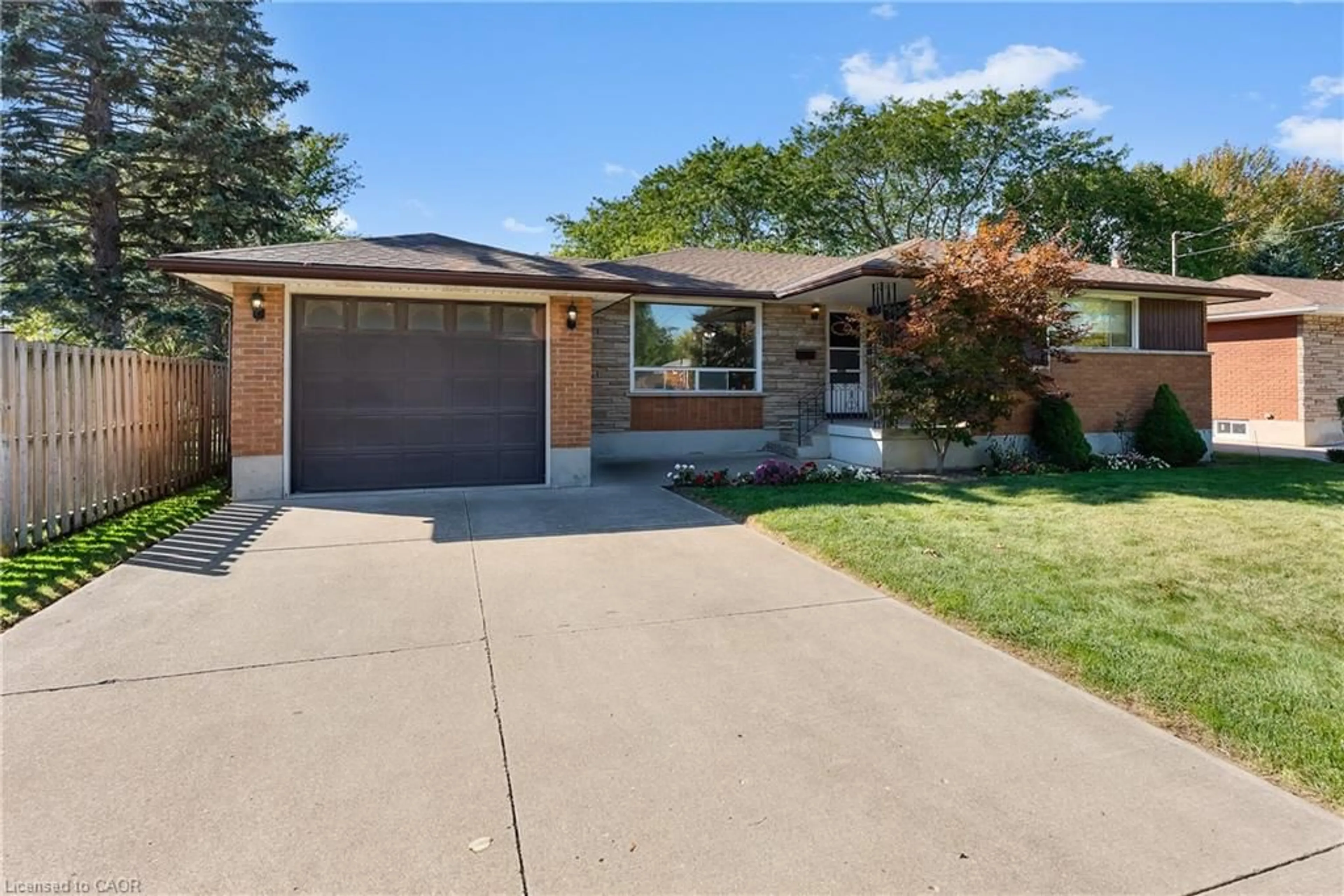 Home with brick exterior material, street for 10 Harcove St, St. Catharines Ontario L2N 1W8