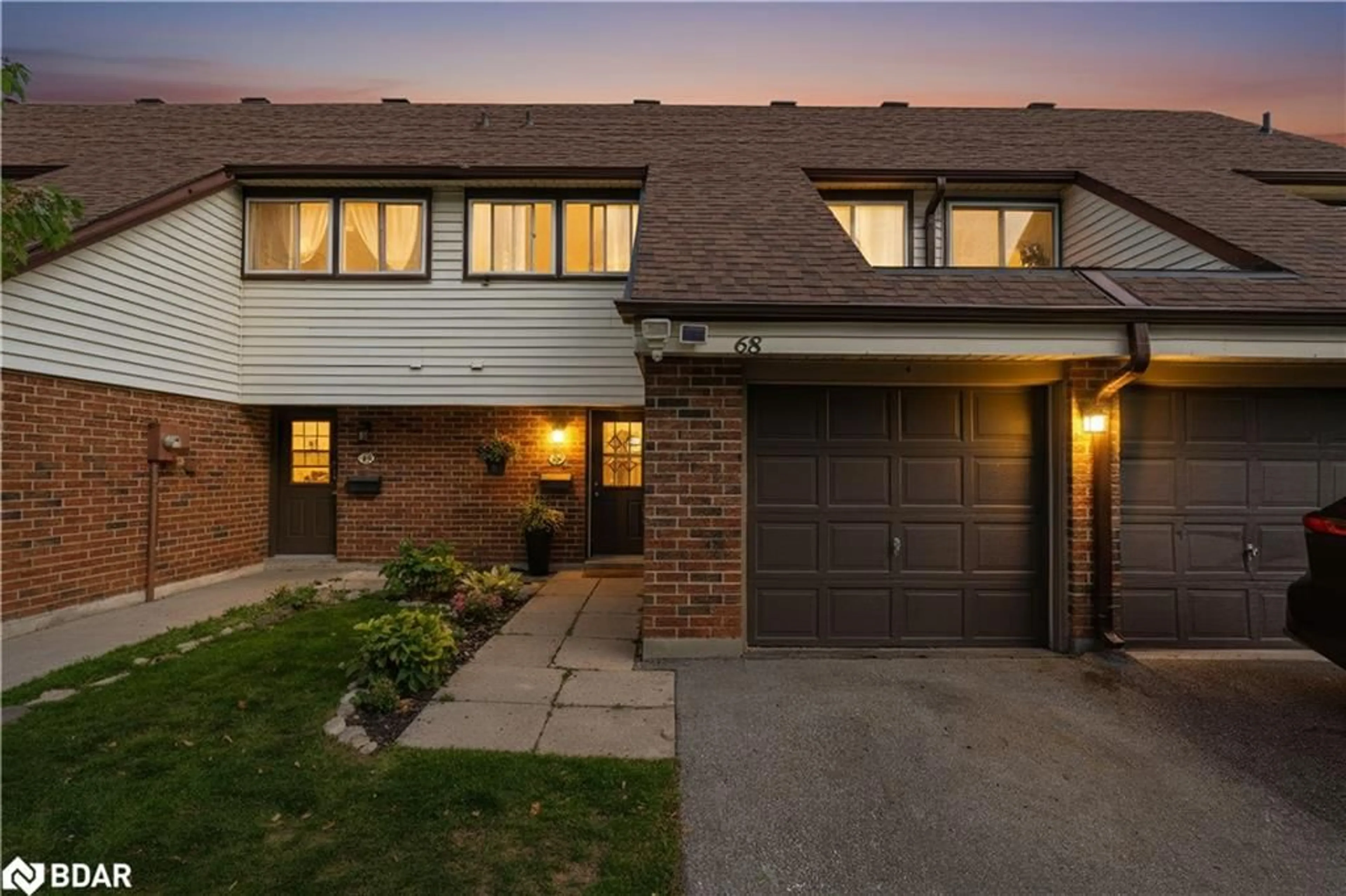 Home with brick exterior material, street for 28 Donald St #68, Barrie Ontario L4N 4S6