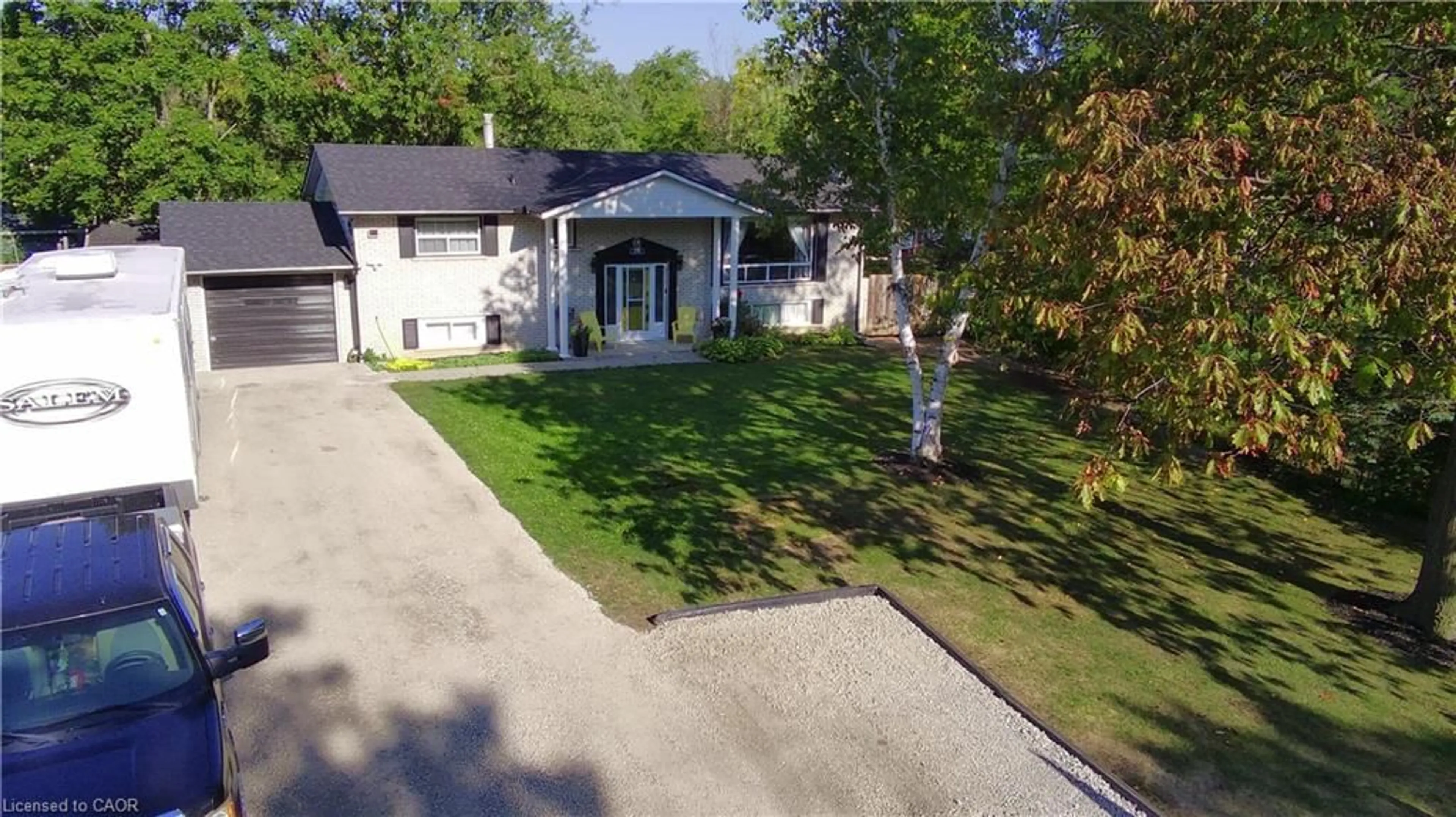 A pic from outside/outdoor area/front of a property/back of a property/a pic from drone, street for 1118 Diltz Rd, Dunnville Ontario N1A 2W2