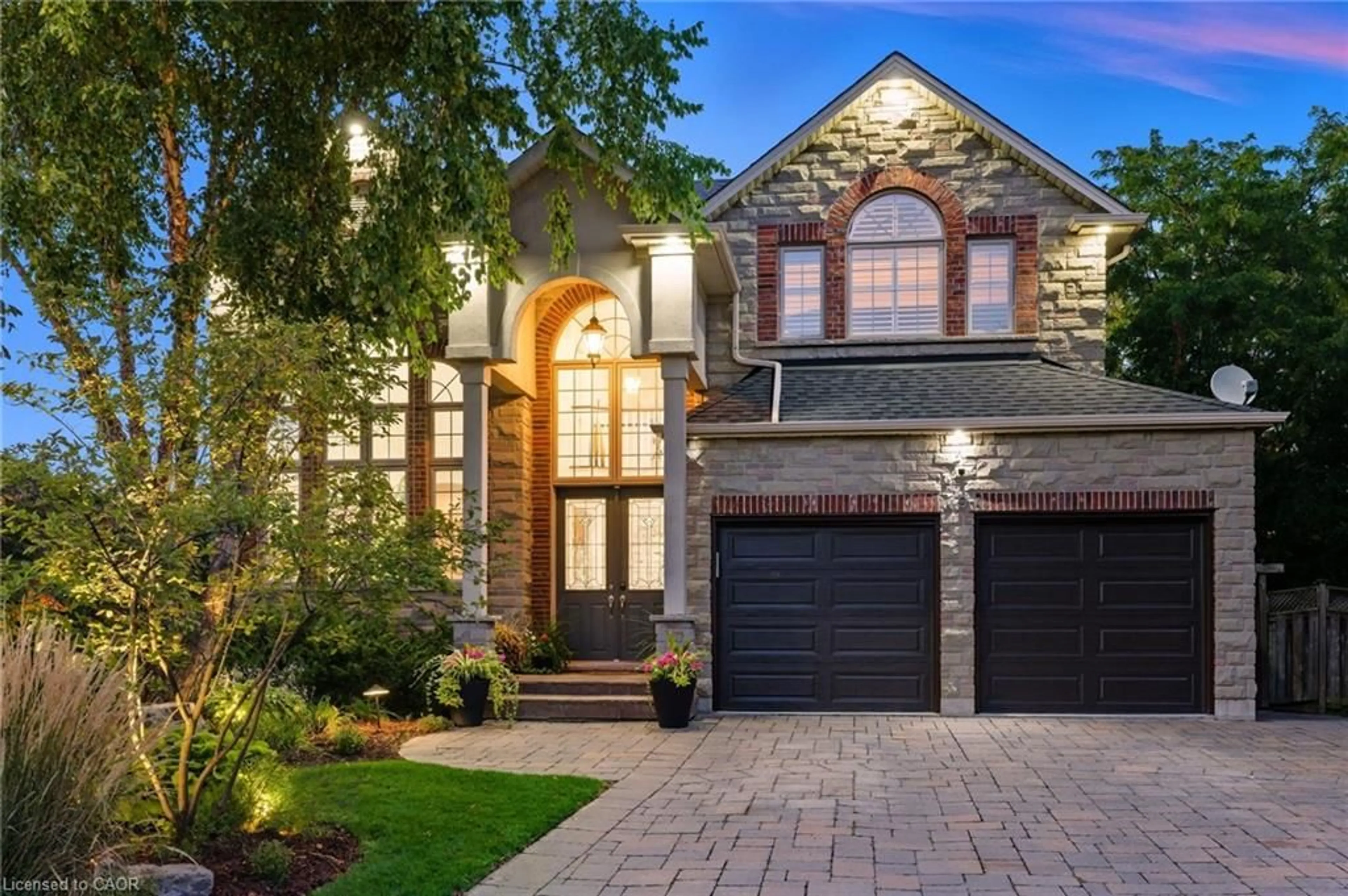 Home with brick exterior material, street for 79 Commando Crt, Waterdown Ontario L8B 0J6