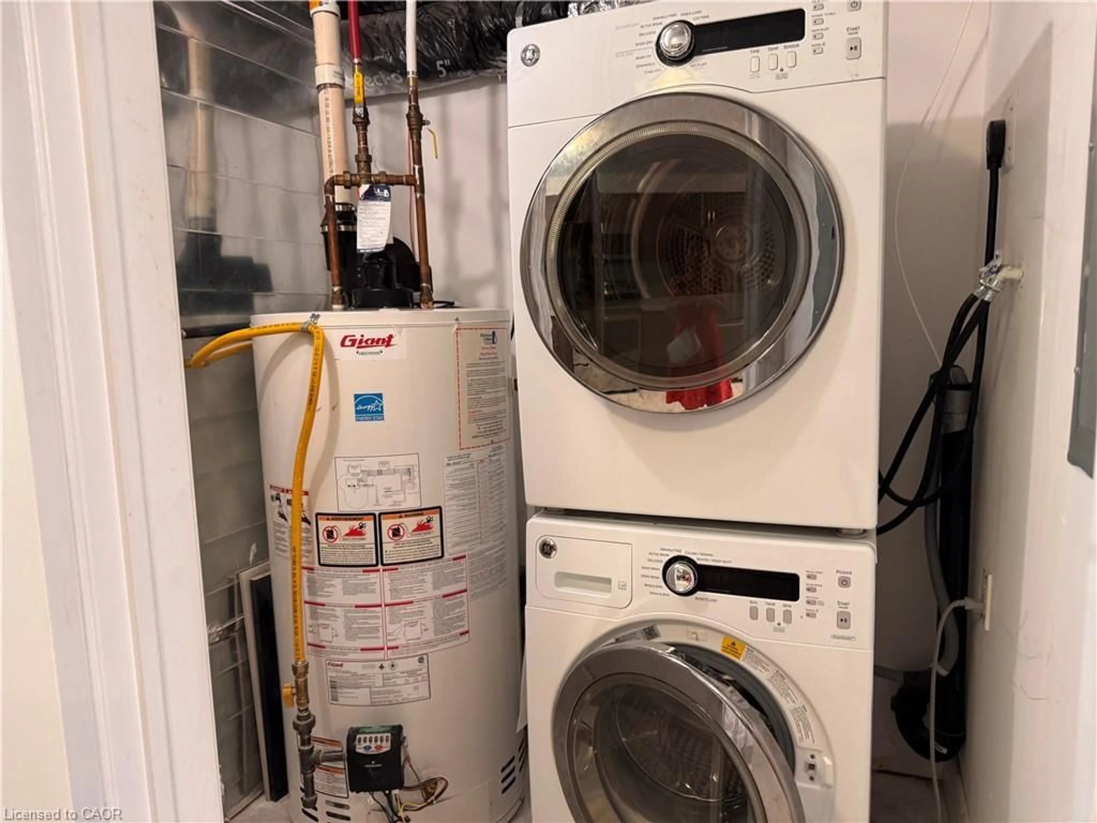 Laundry room for 122 Courtland Ave #4, Kitchener Ontario N2G 0B8