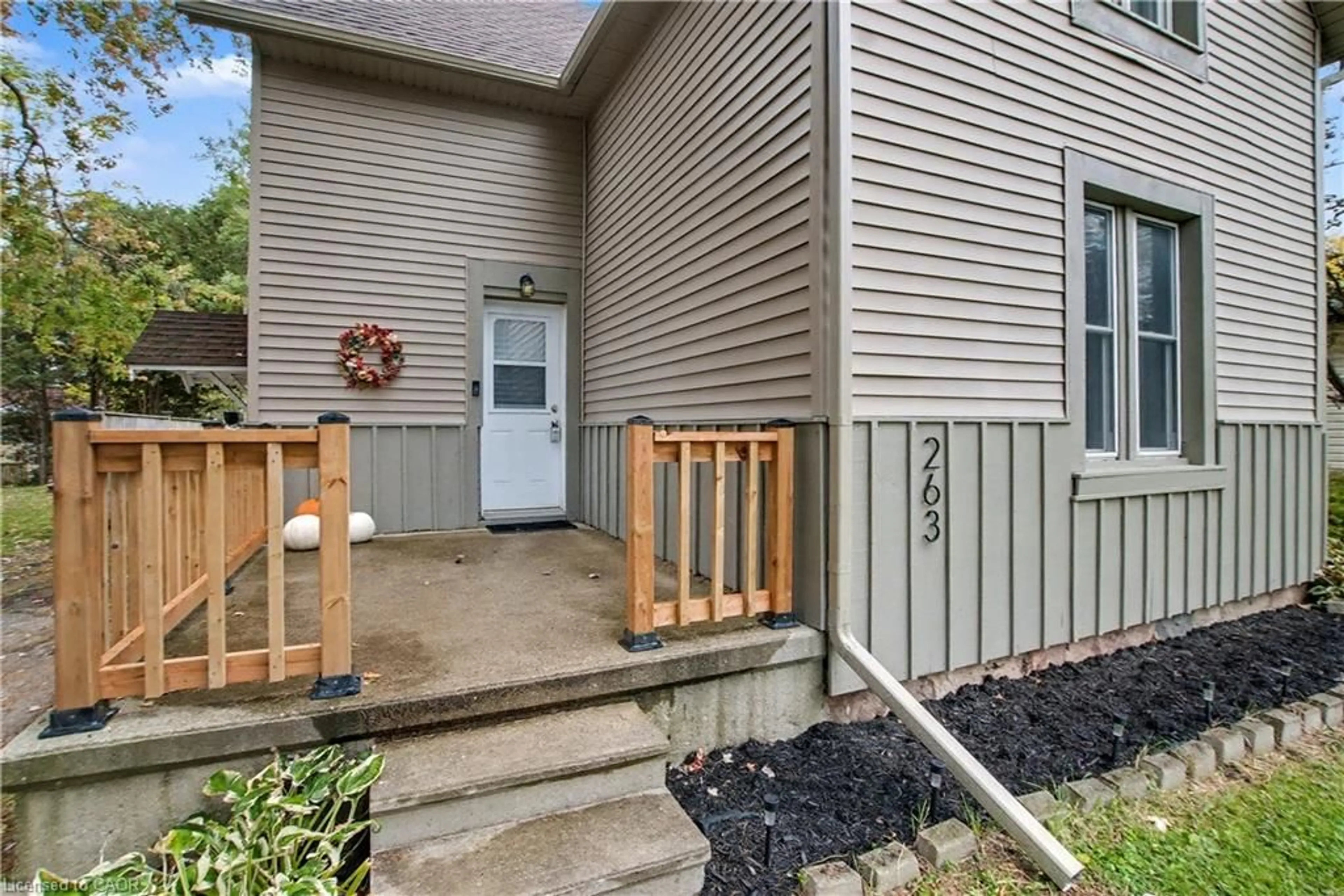 Unknown for 263 Cumberland St, Palmerston Ontario N0G 2P0