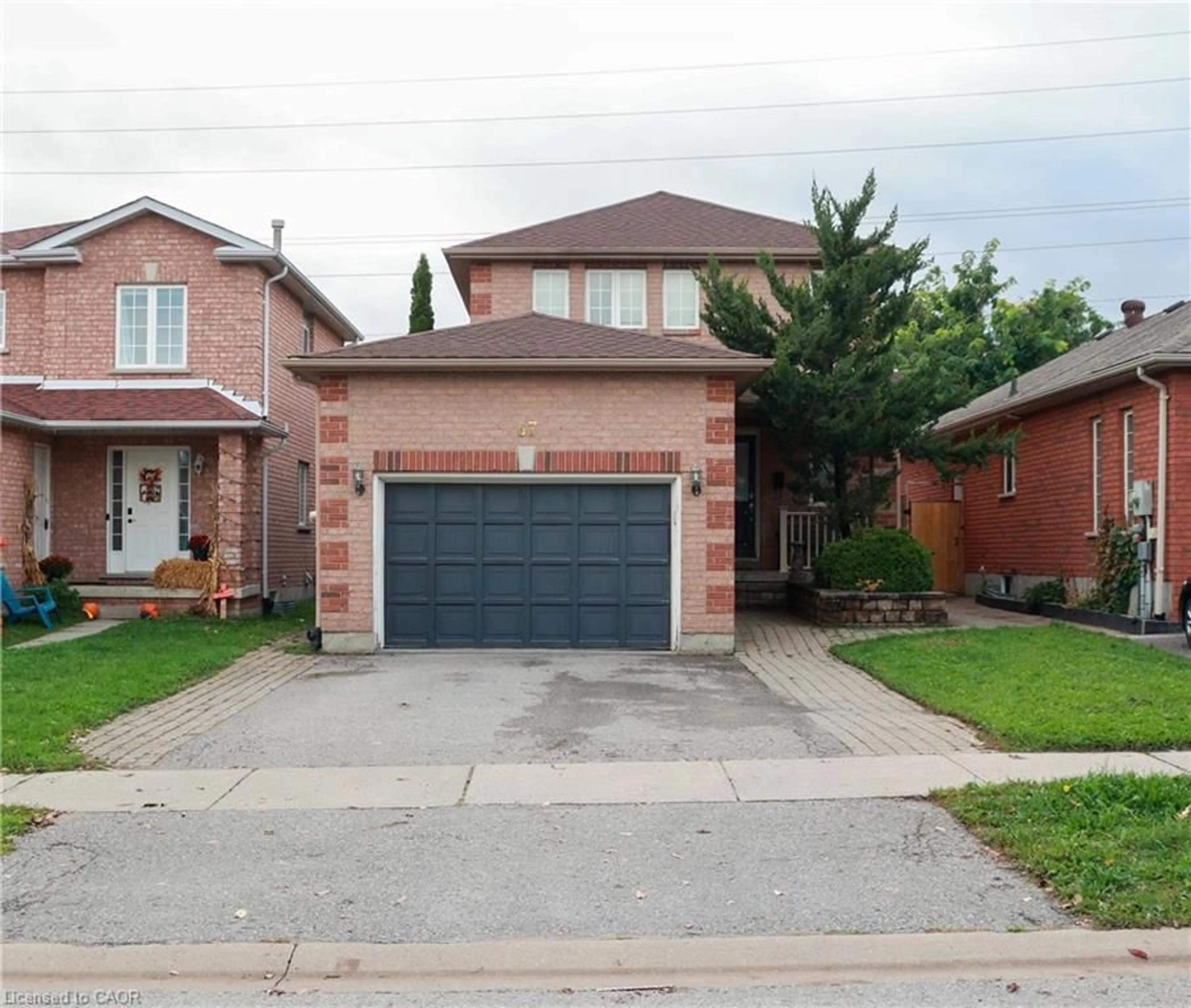 Home with brick exterior material, street for 67 Stollar Blvd, Barrie Ontario L4N 6N3