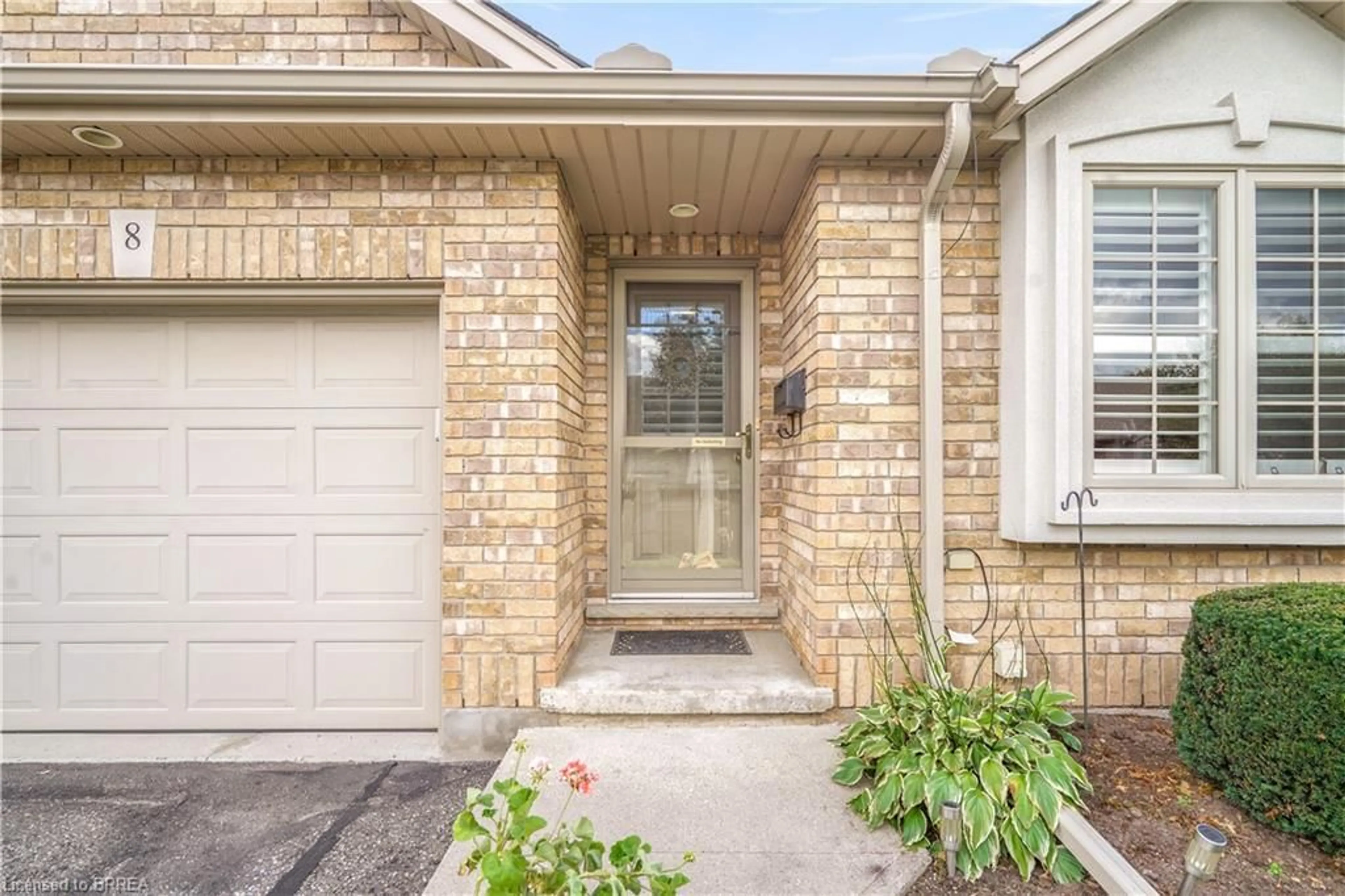 Home with brick exterior material, street for 25 Cobden Crt #8, Brantford Ontario N3R 8B5