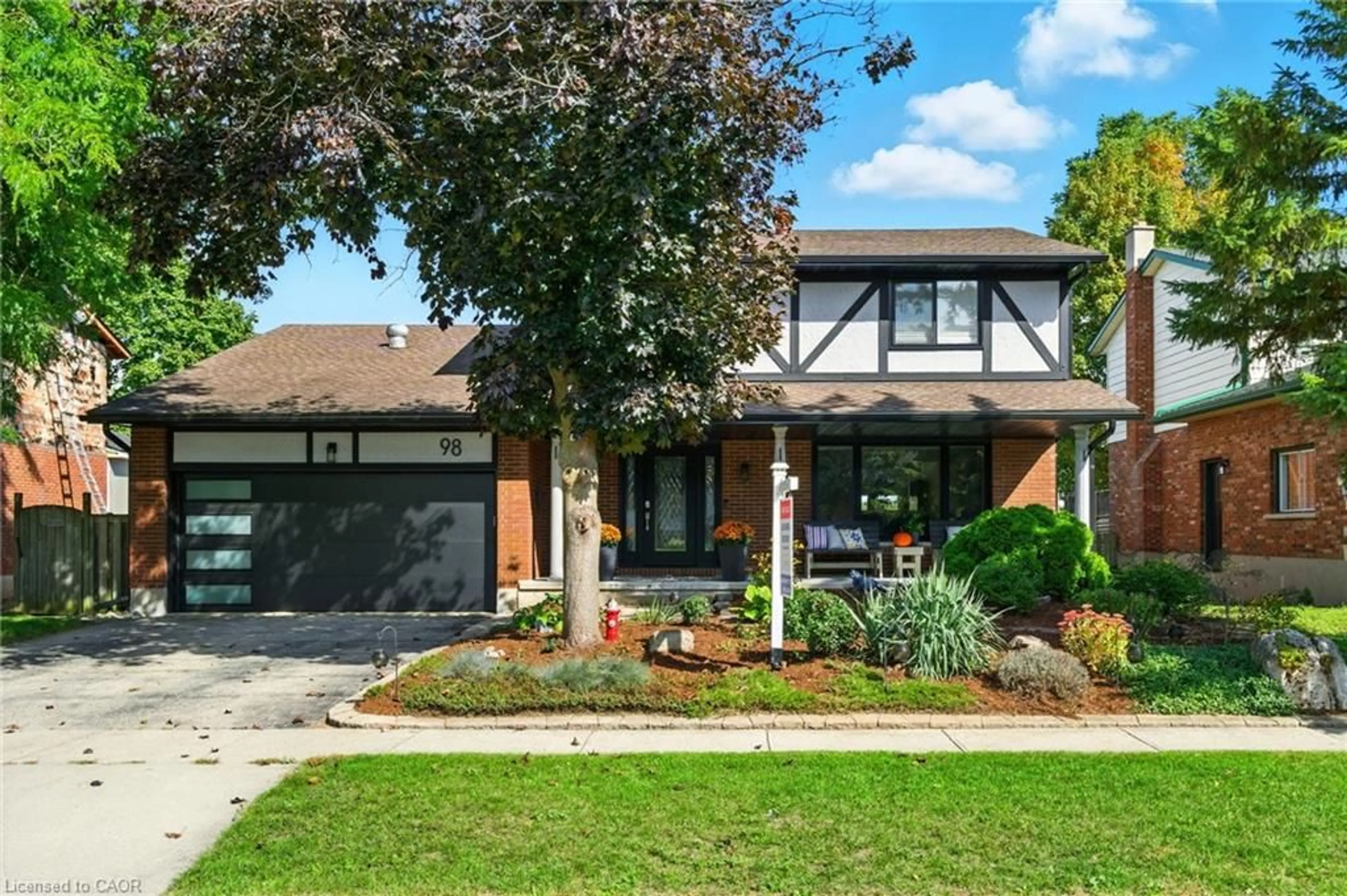 Home with brick exterior material, street for 98 Esther Ave, Cambridge Ontario N1S 4L6