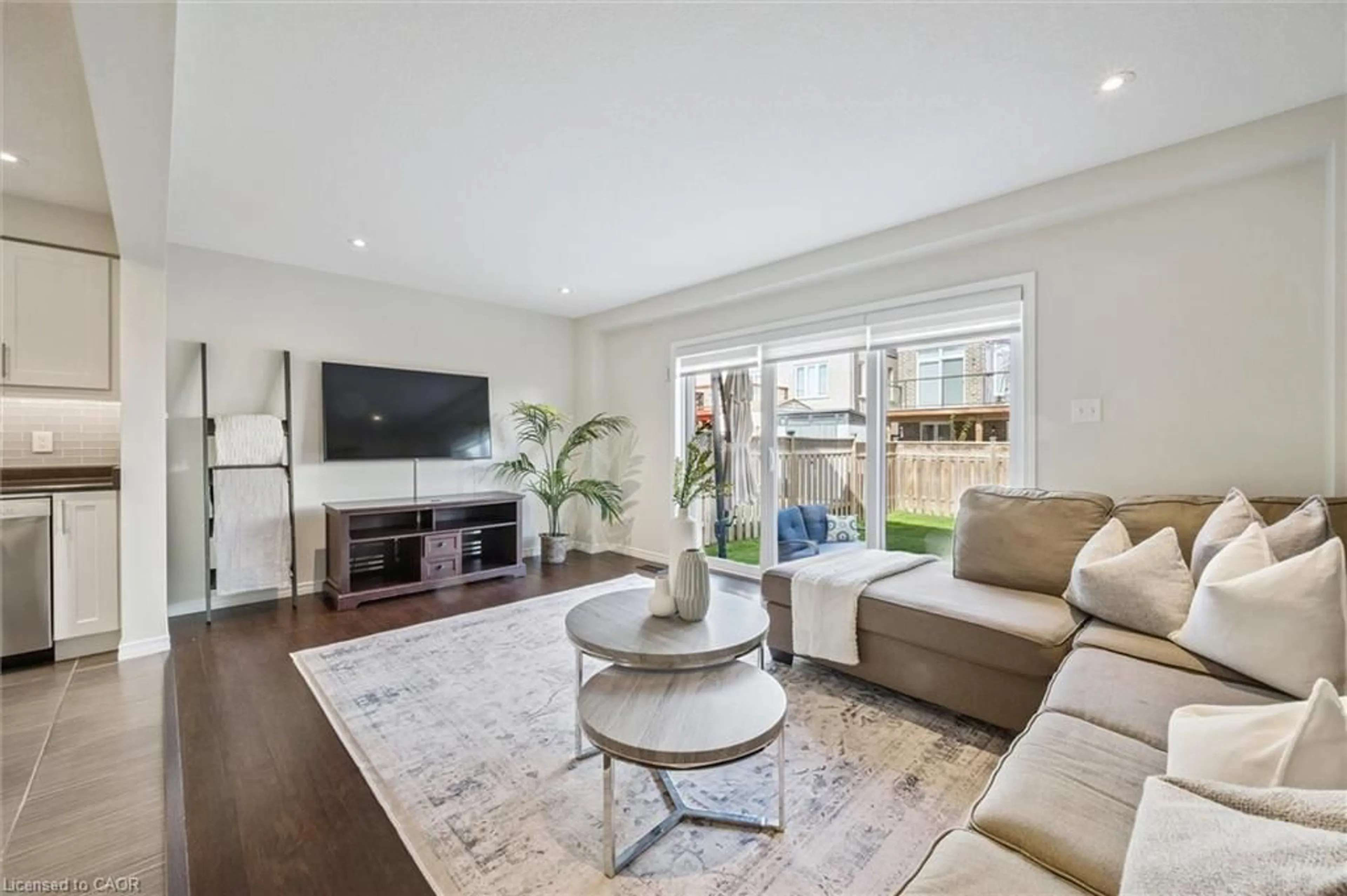 Living room with furniture, unknown for 65 Grand Flats Trail, Kitchener Ontario N2A 0J8