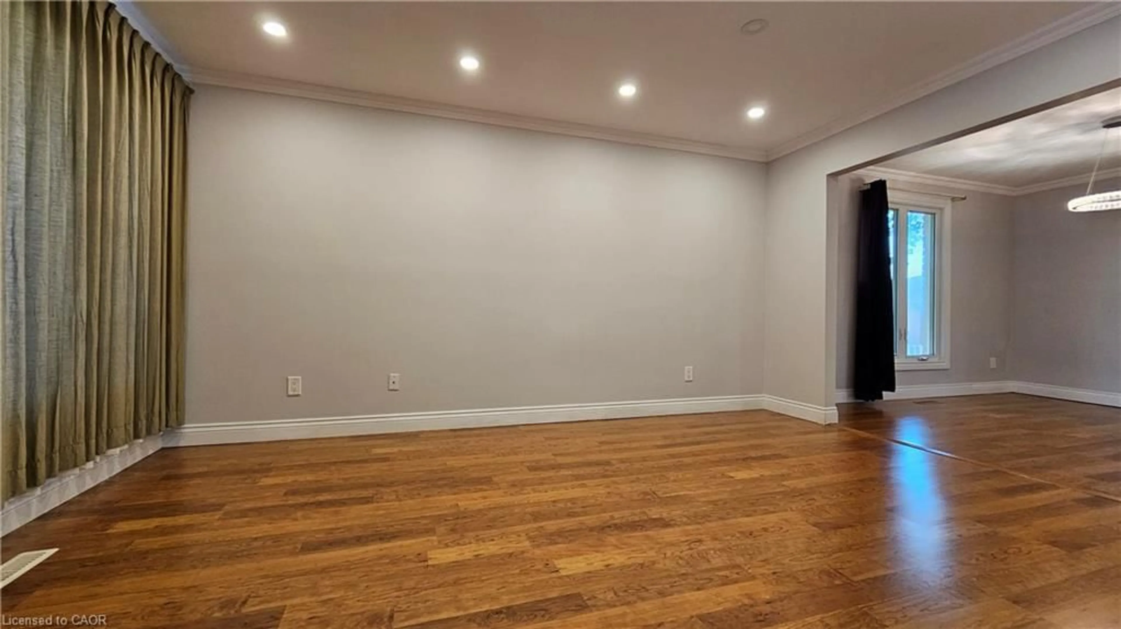 A pic of a room for 110 Abbot Dr, Hamilton Ontario L8V 4W2