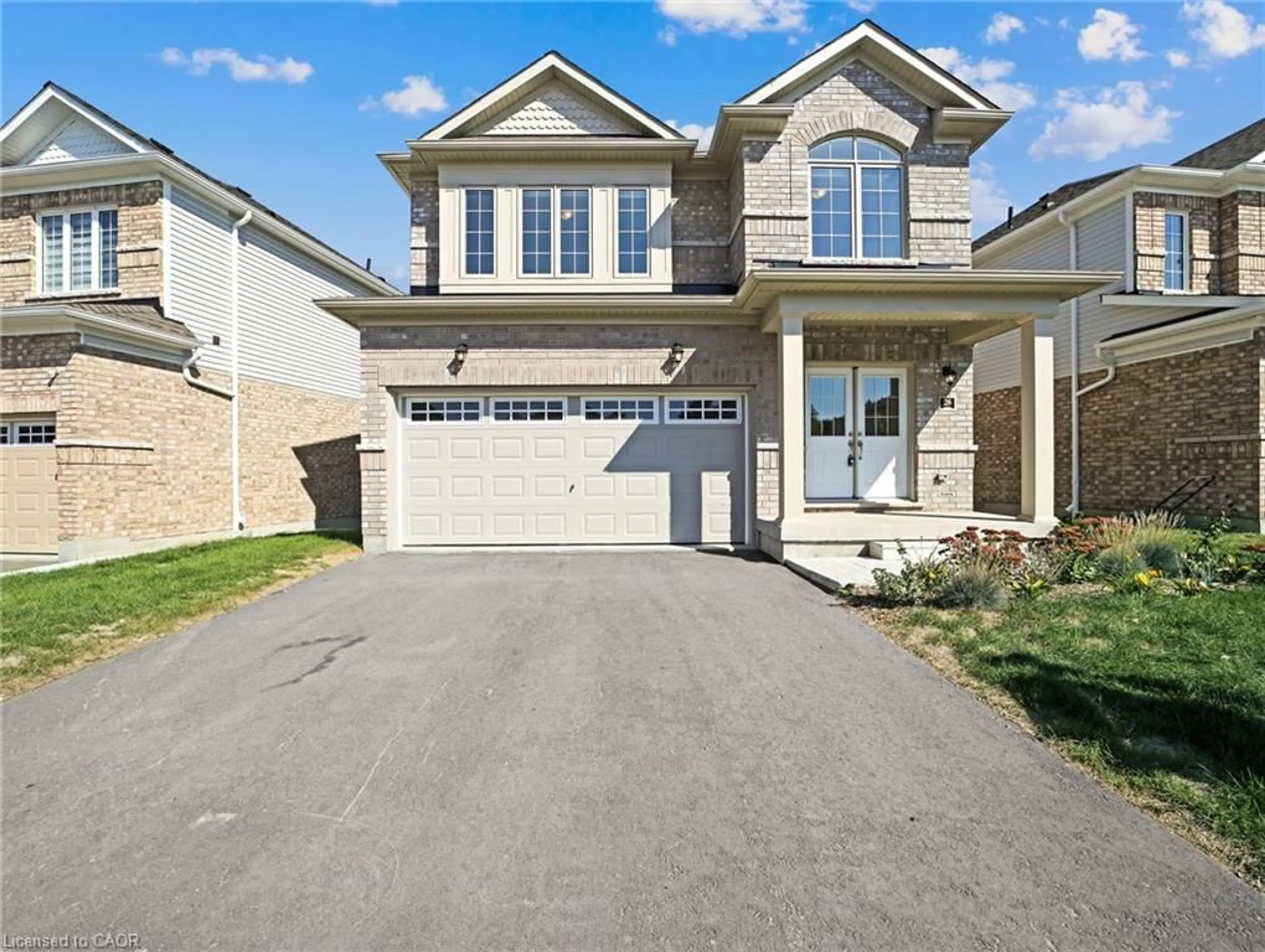 Unknown for 28 Ford St, Paris Ontario N3L 0M6